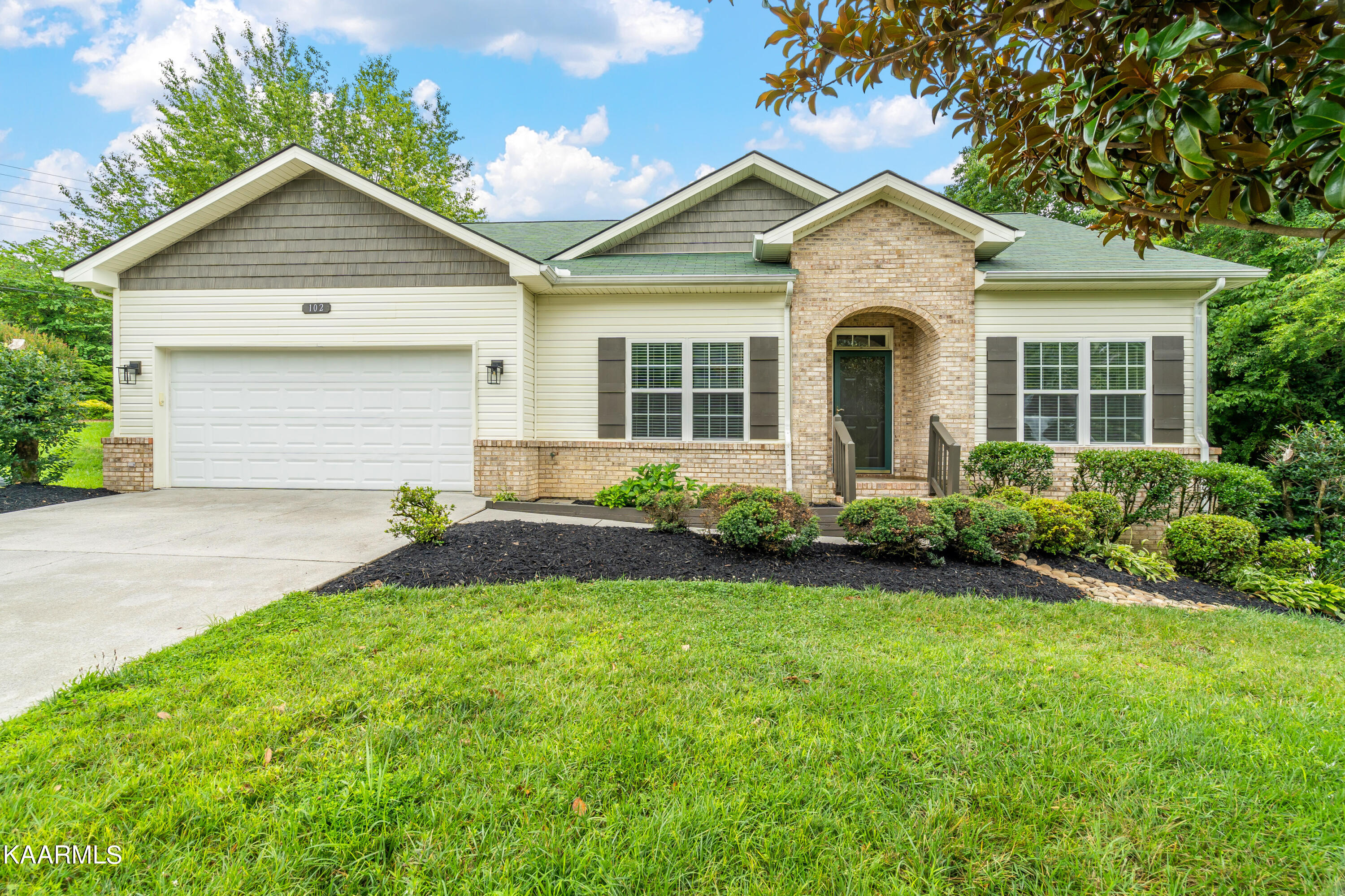 102 Amohi Way Loudon TN 37774