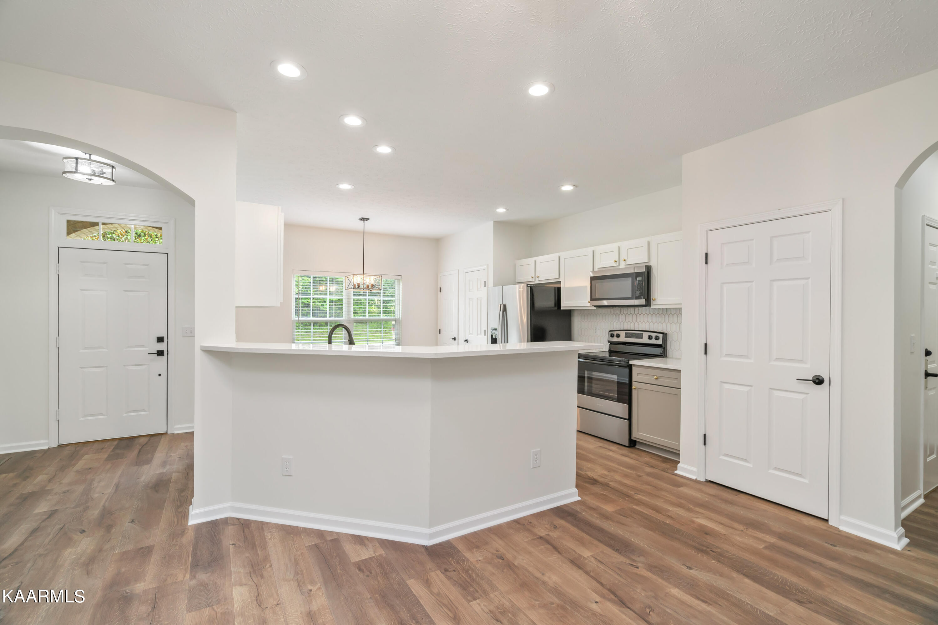 102 Amohi Way Loudon TN 37774