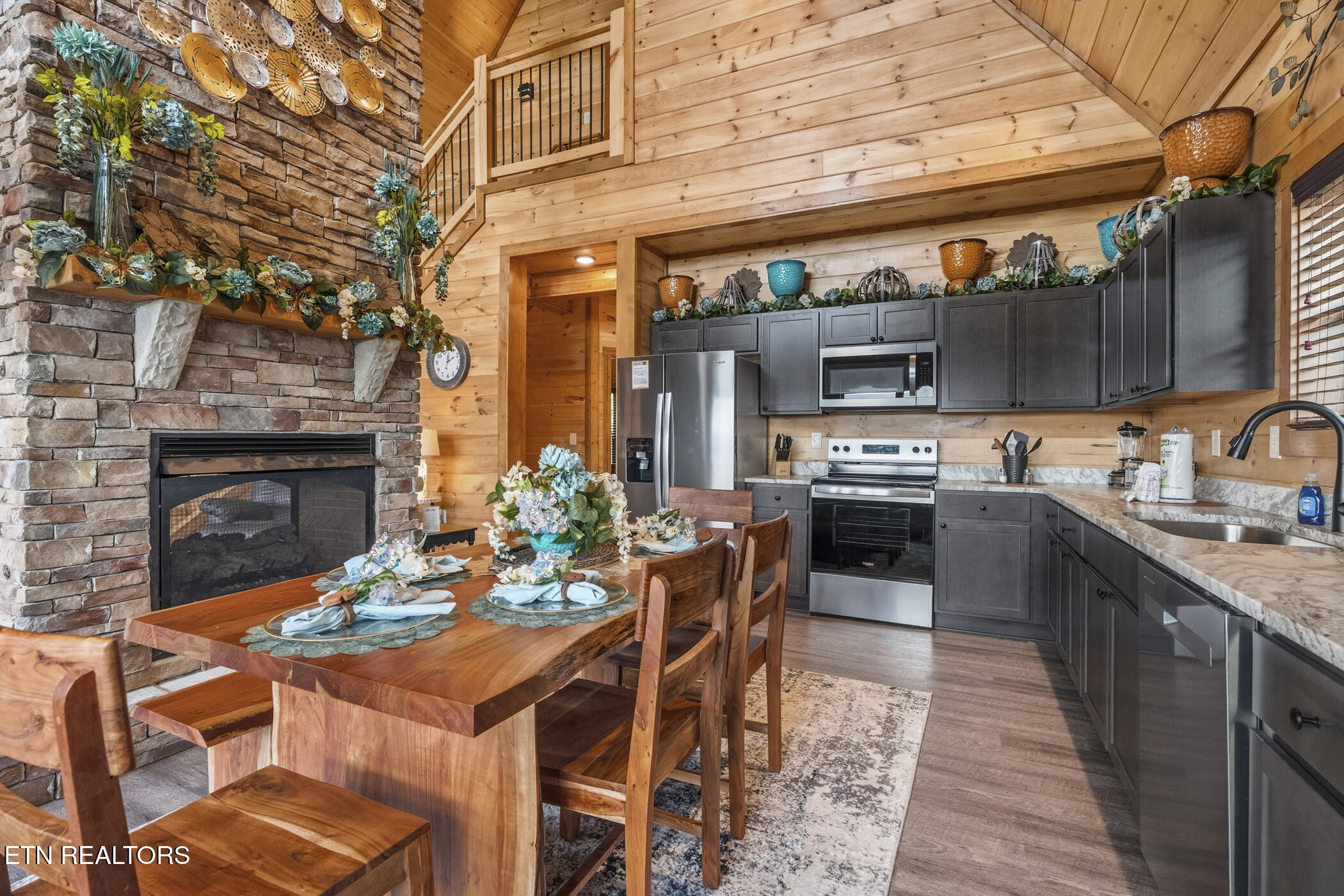 3321 Pine Peak Way Sevierville TN 37862