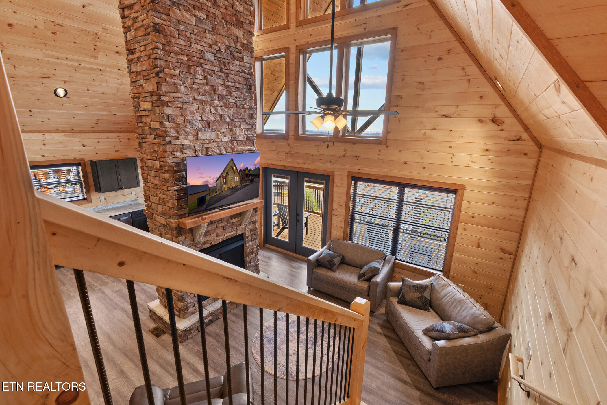 3321 Pine Peak Way Sevierville TN 37862