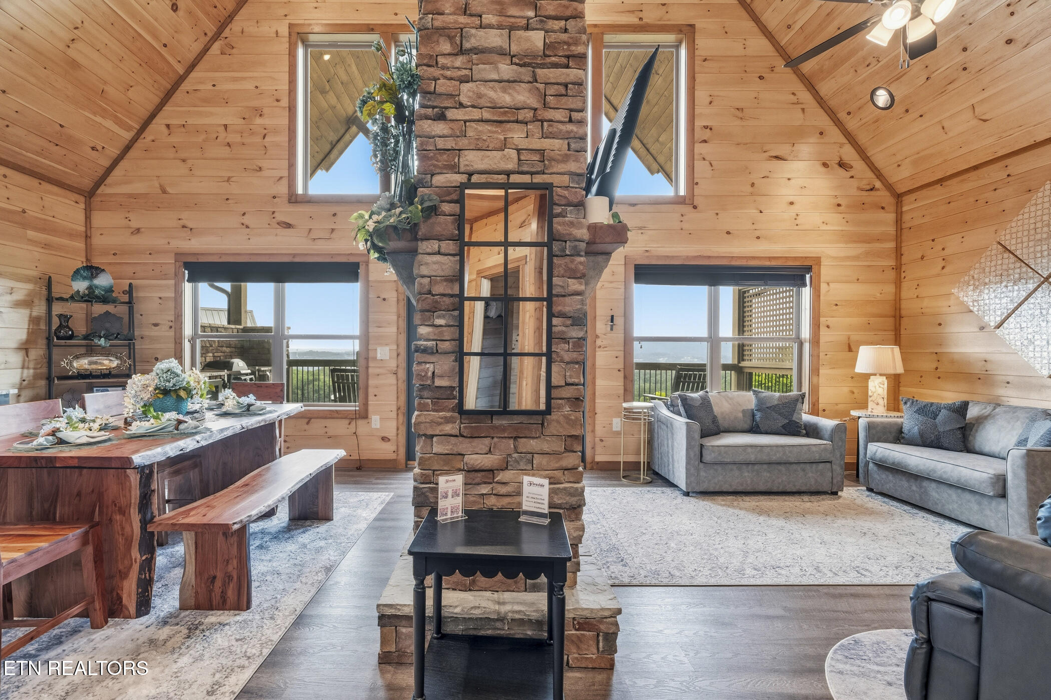 3321 Pine Peak Way Sevierville TN 37862