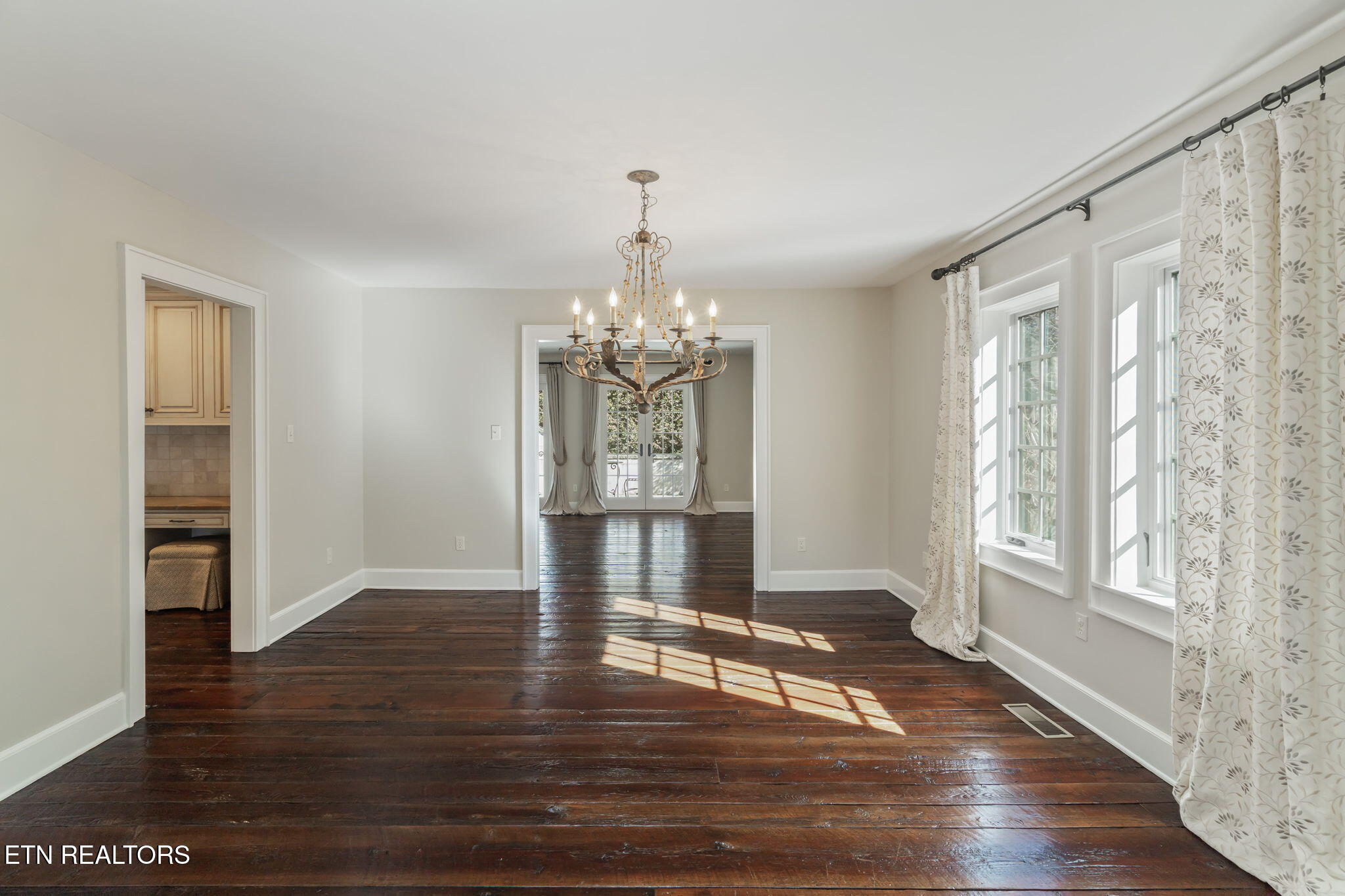 2000 Cherokee Boulevard Knoxville TN 37919