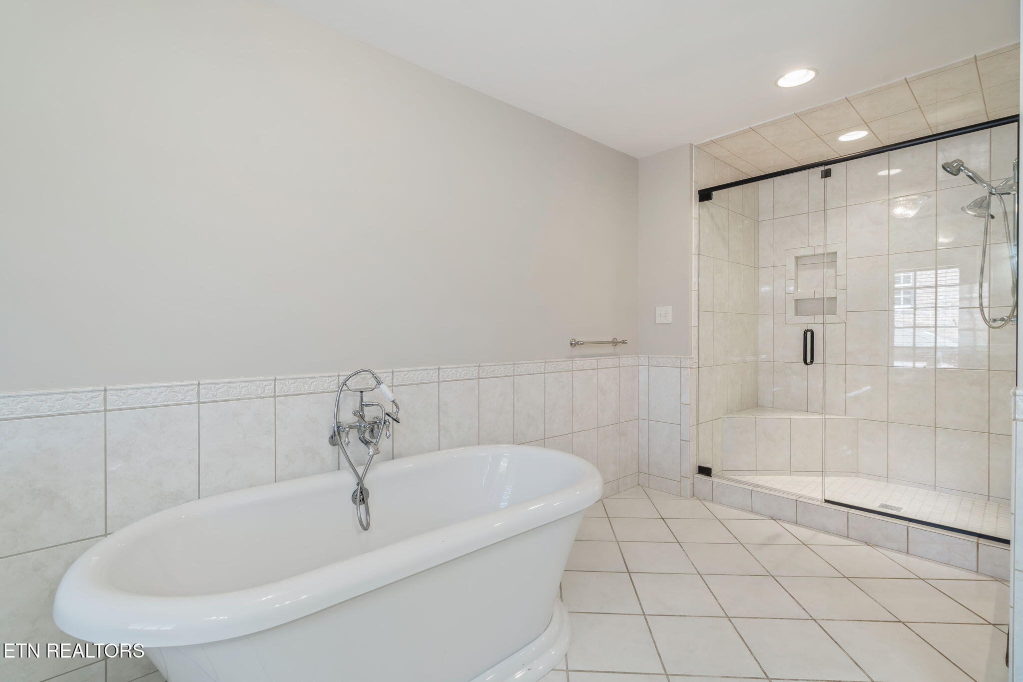 2000 Cherokee Boulevard Knoxville TN 37919