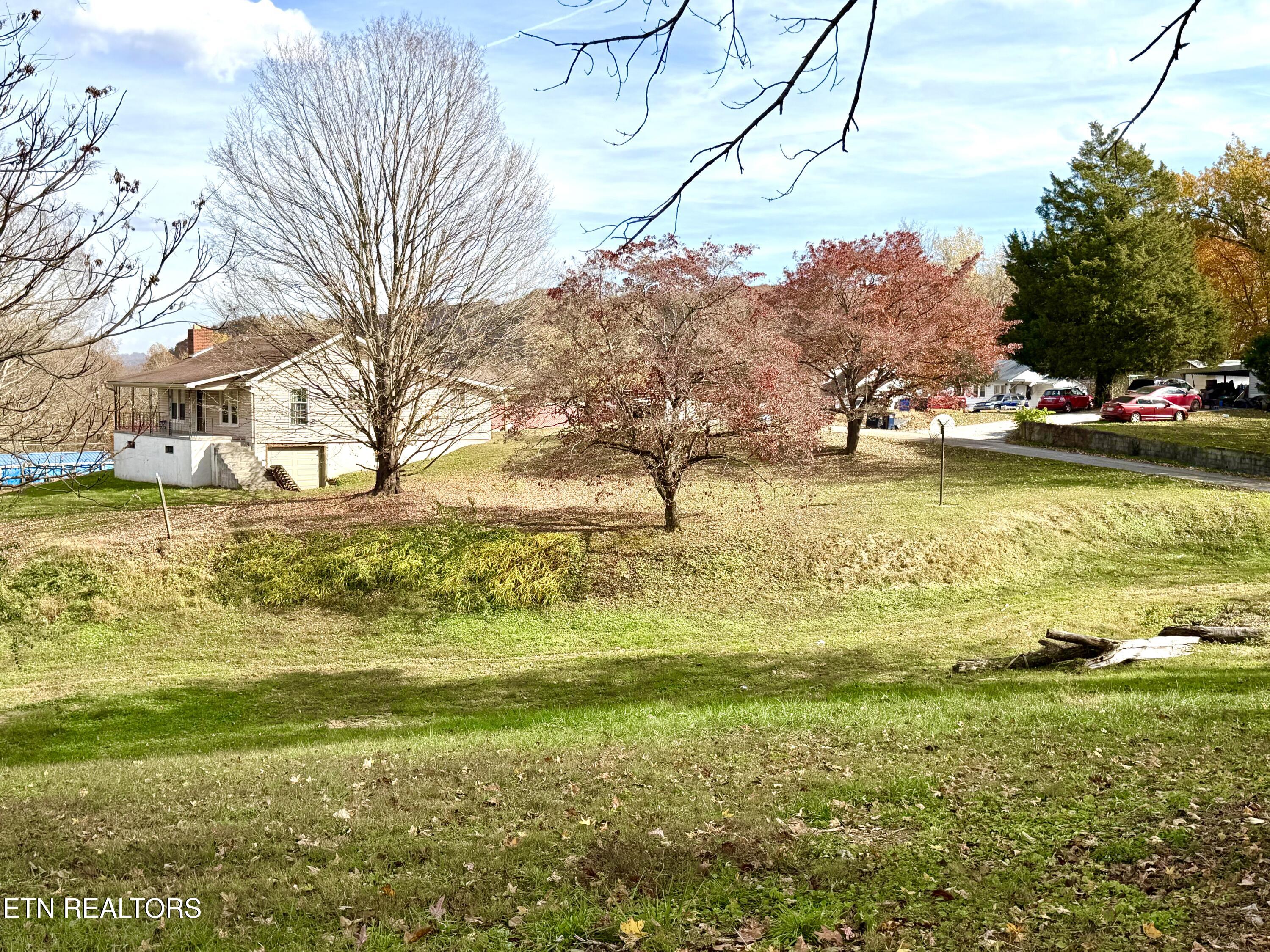 120 W Lowe Drive Caryville TN 37714