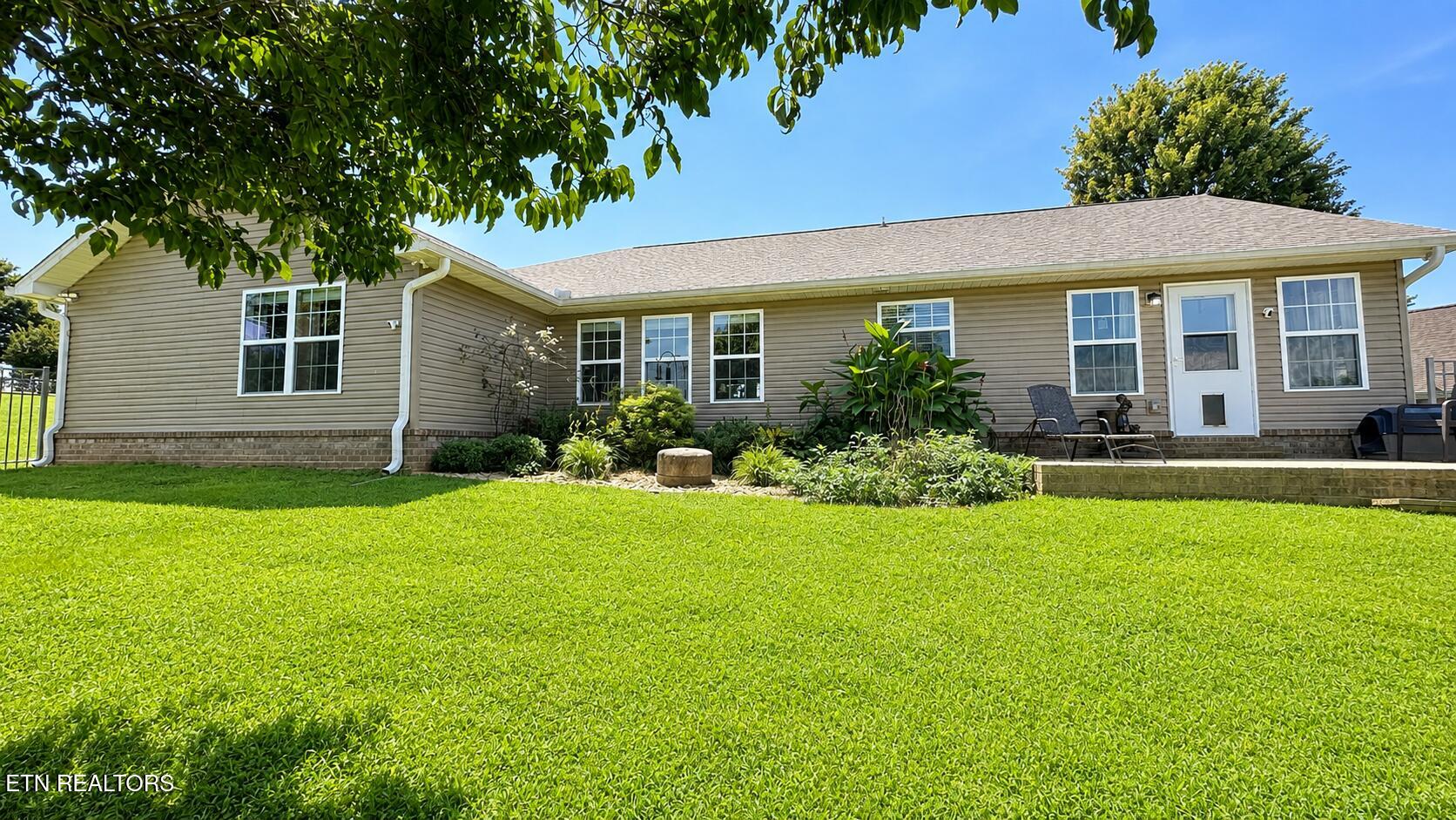 2980 Shaconage Trail Sevierville TN 37876
