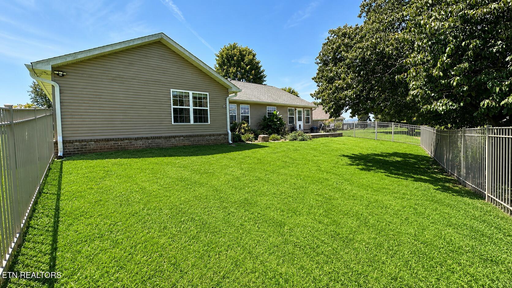 2980 Shaconage Trail Sevierville TN 37876