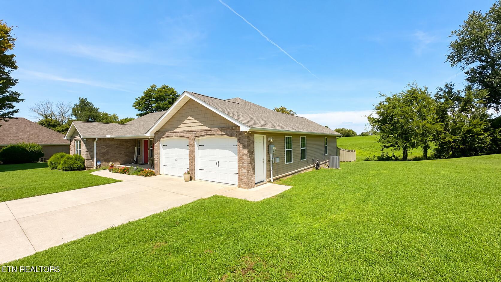 2980 Shaconage Trail Sevierville TN 37876