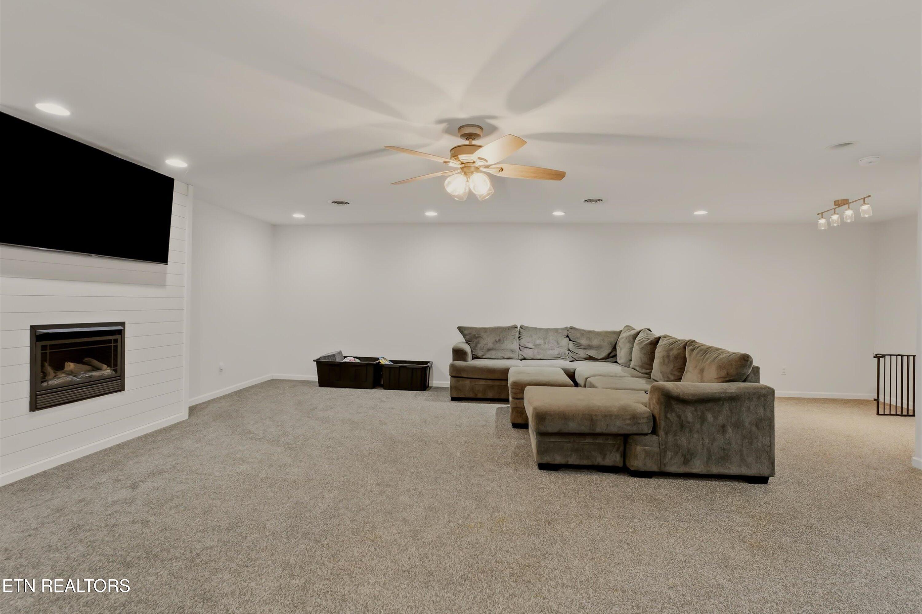 1361 Appalachian Morristown TN 37814