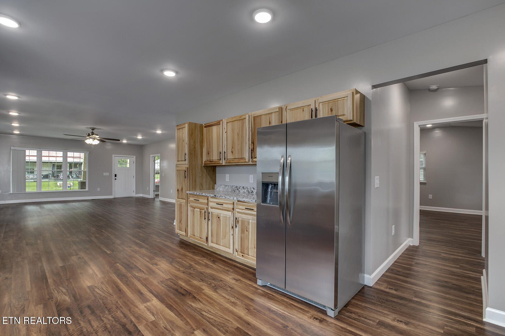 327 Ohio Avenue Etowah TN 37331