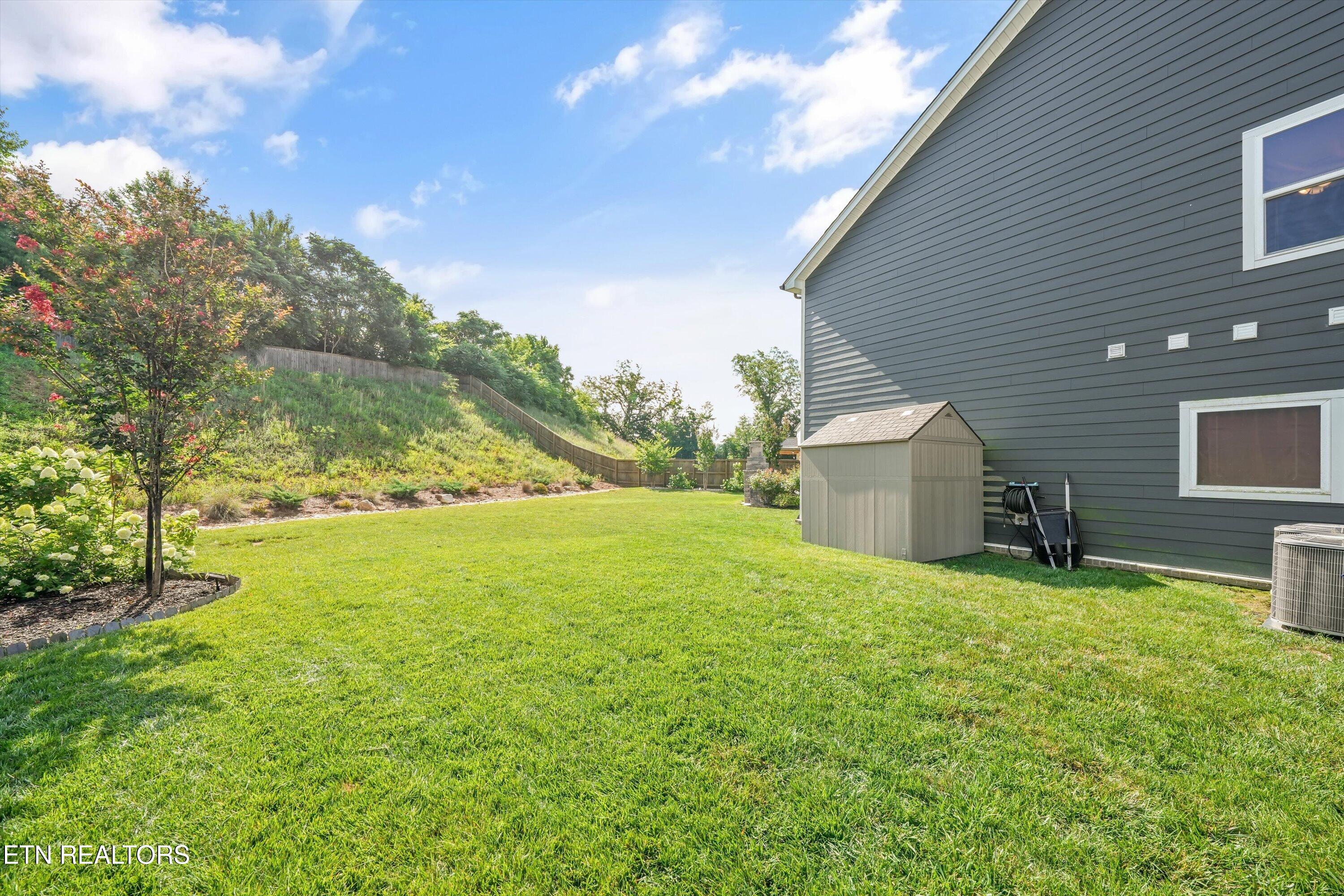 10806 Glory Maple Lane Knoxville TN 37932