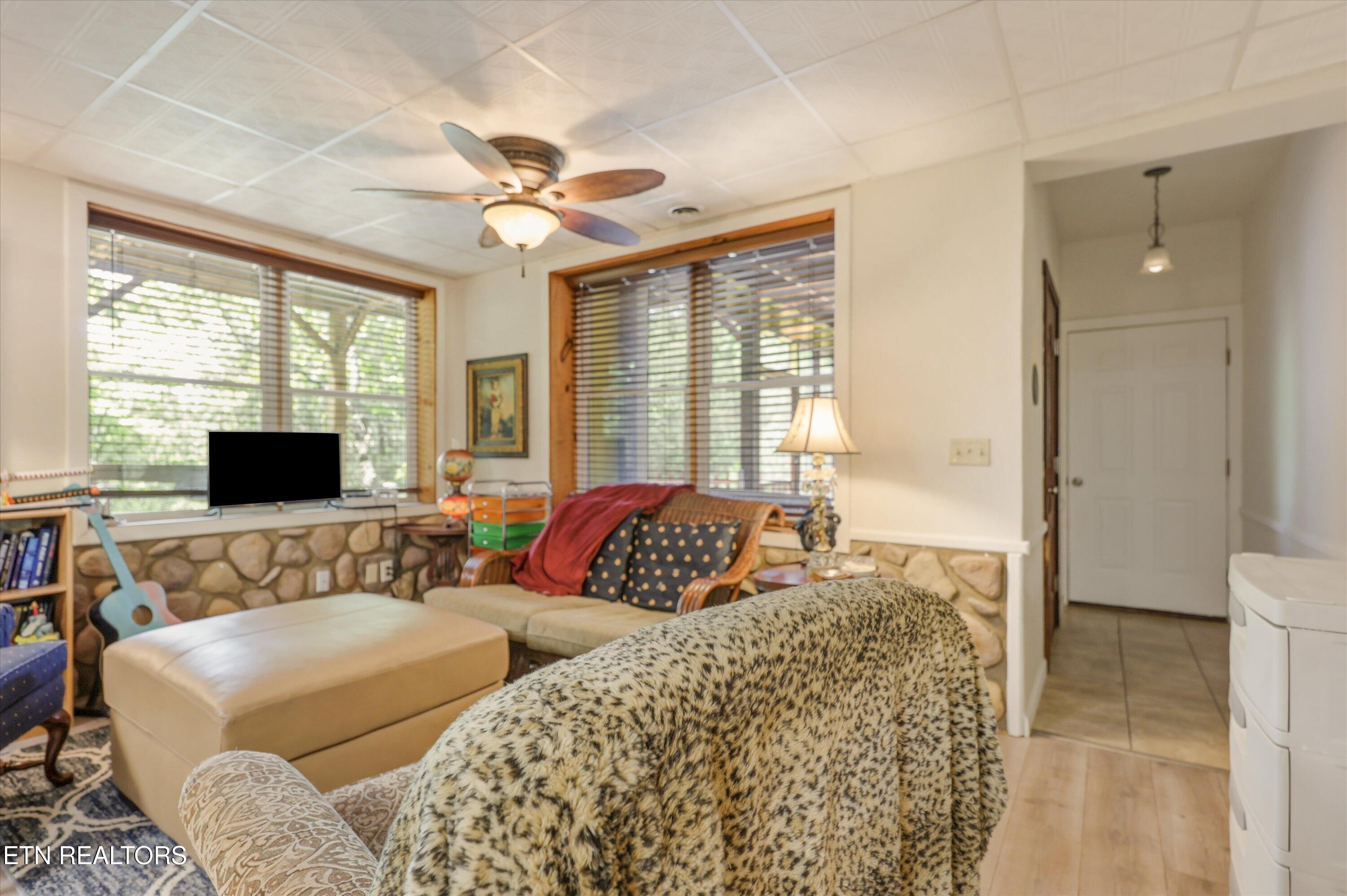 320 Cherry Hill Way Newport TN 37821