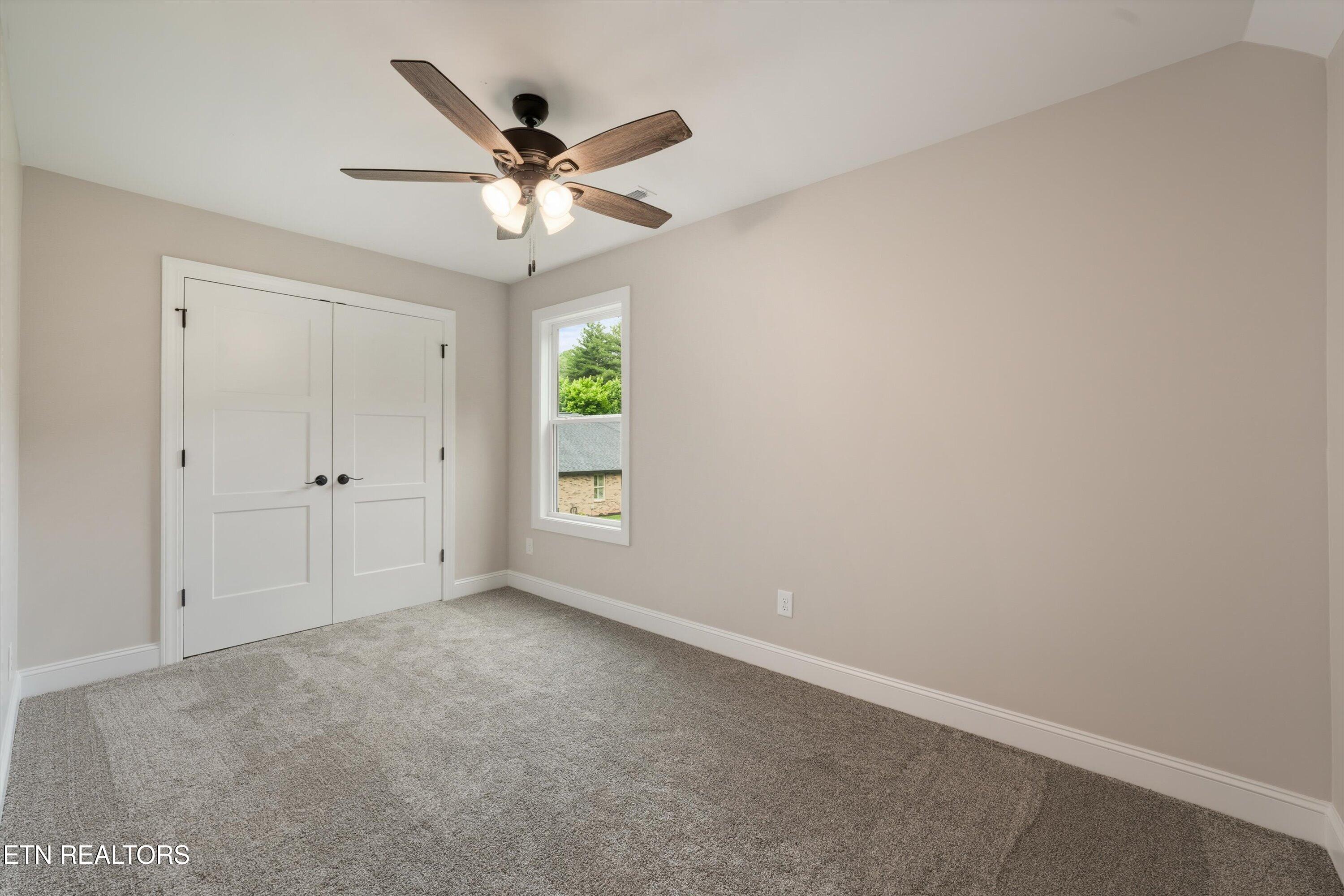 8545 Knoll Pines Lane Powell TN 37849