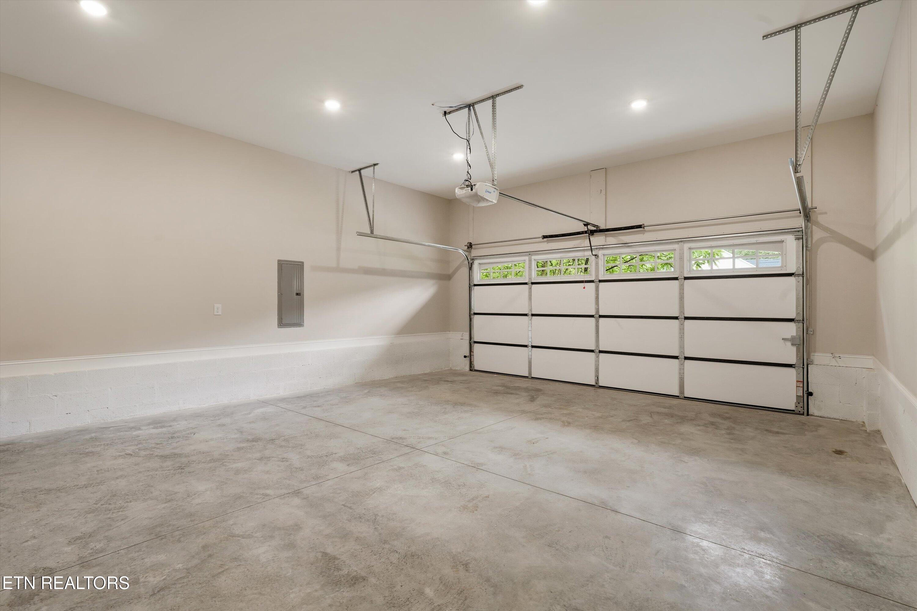 8545 Knoll Pines Lane Powell TN 37849