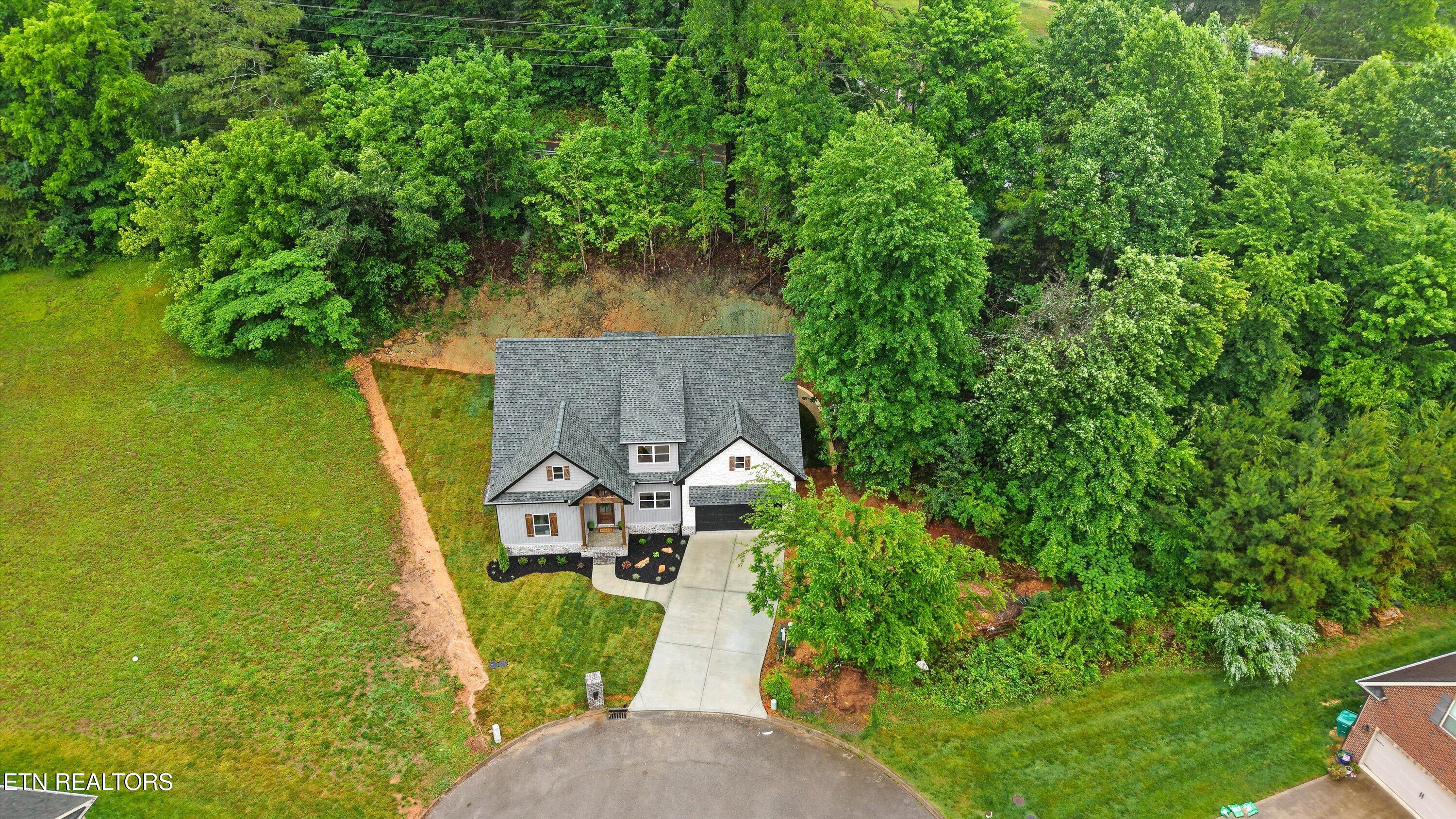 8545 Knoll Pines Lane Powell TN 37849