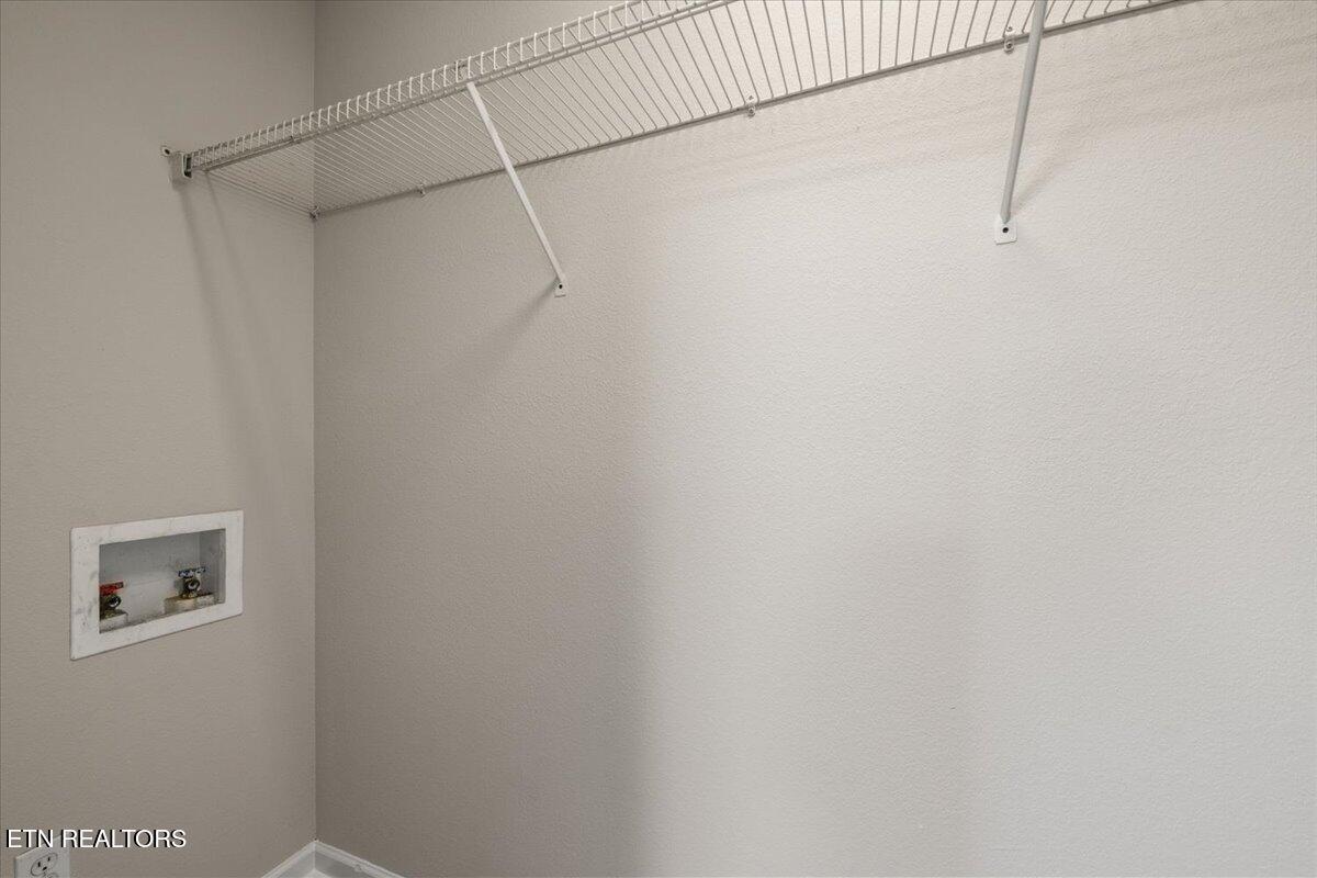 115 Sam William Lane Jacksboro TN 37757