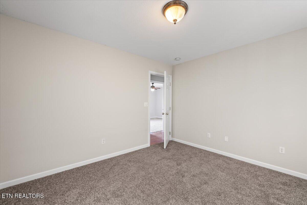 115 Sam William Lane Jacksboro TN 37757