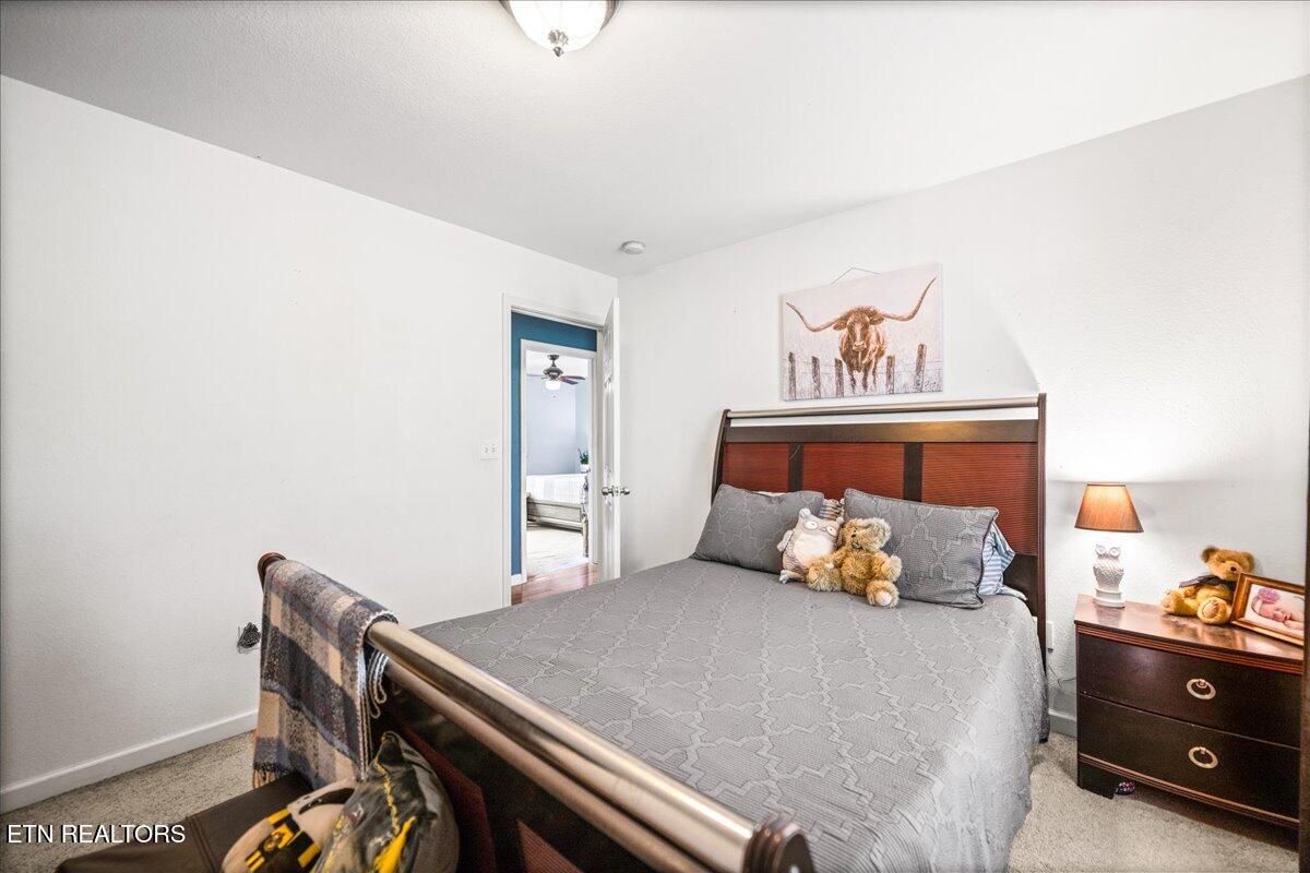 115 Sam William Lane Jacksboro TN 37757