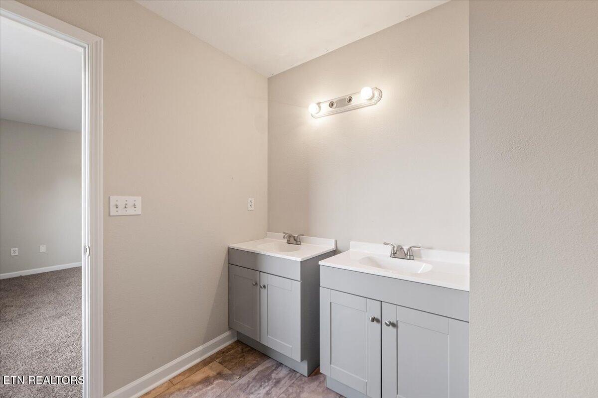 115 Sam William Lane Jacksboro TN 37757