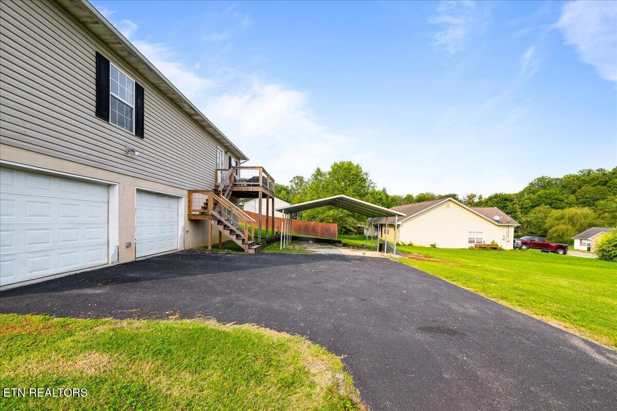 115 Sam William Lane Jacksboro TN 37757