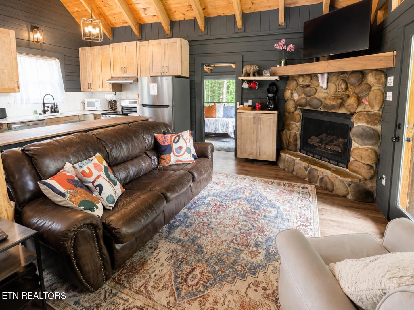 3907 Cloud Way Sevierville TN 37876