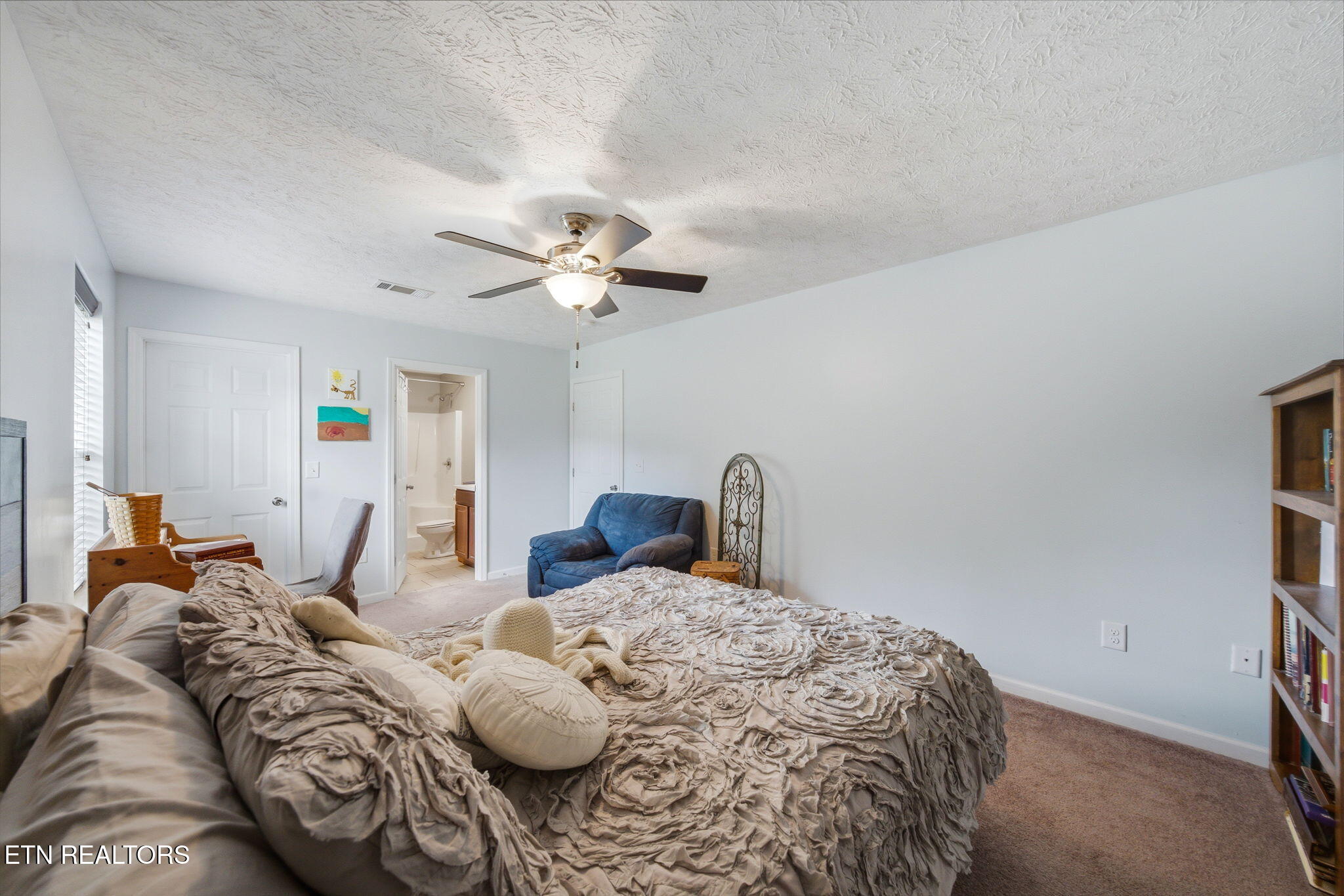 2847 English Valley Lane Sevierville TN 37876