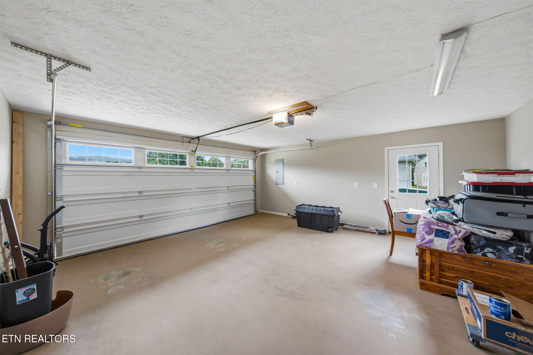 2847 English Valley Lane Sevierville TN 37876
