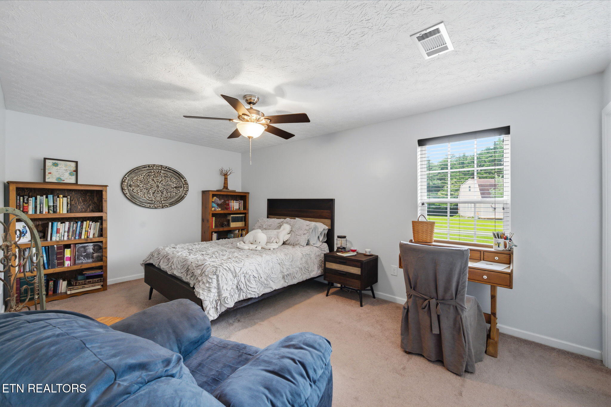 2847 English Valley Lane Sevierville TN 37876