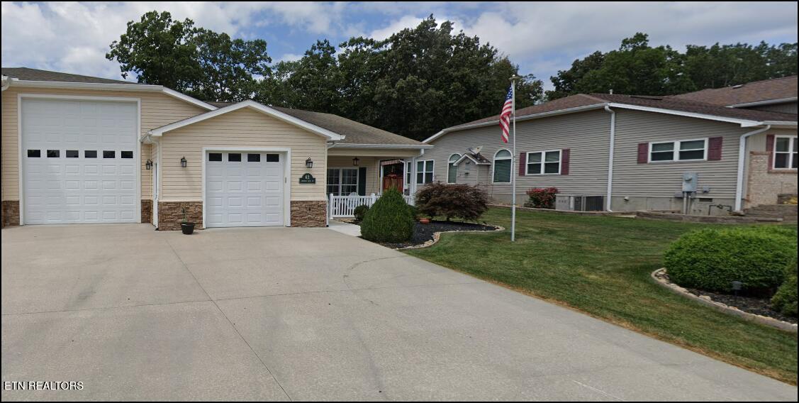 63 Gardens View Drive Crossville TN 38555