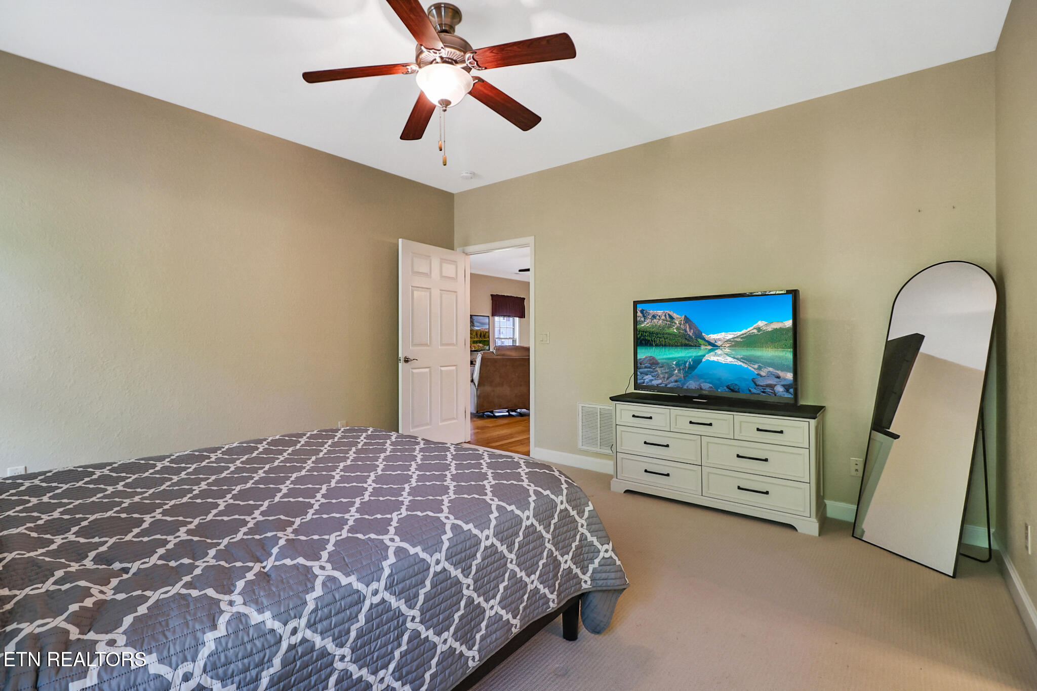 63 Gardens View Drive Crossville TN 38555