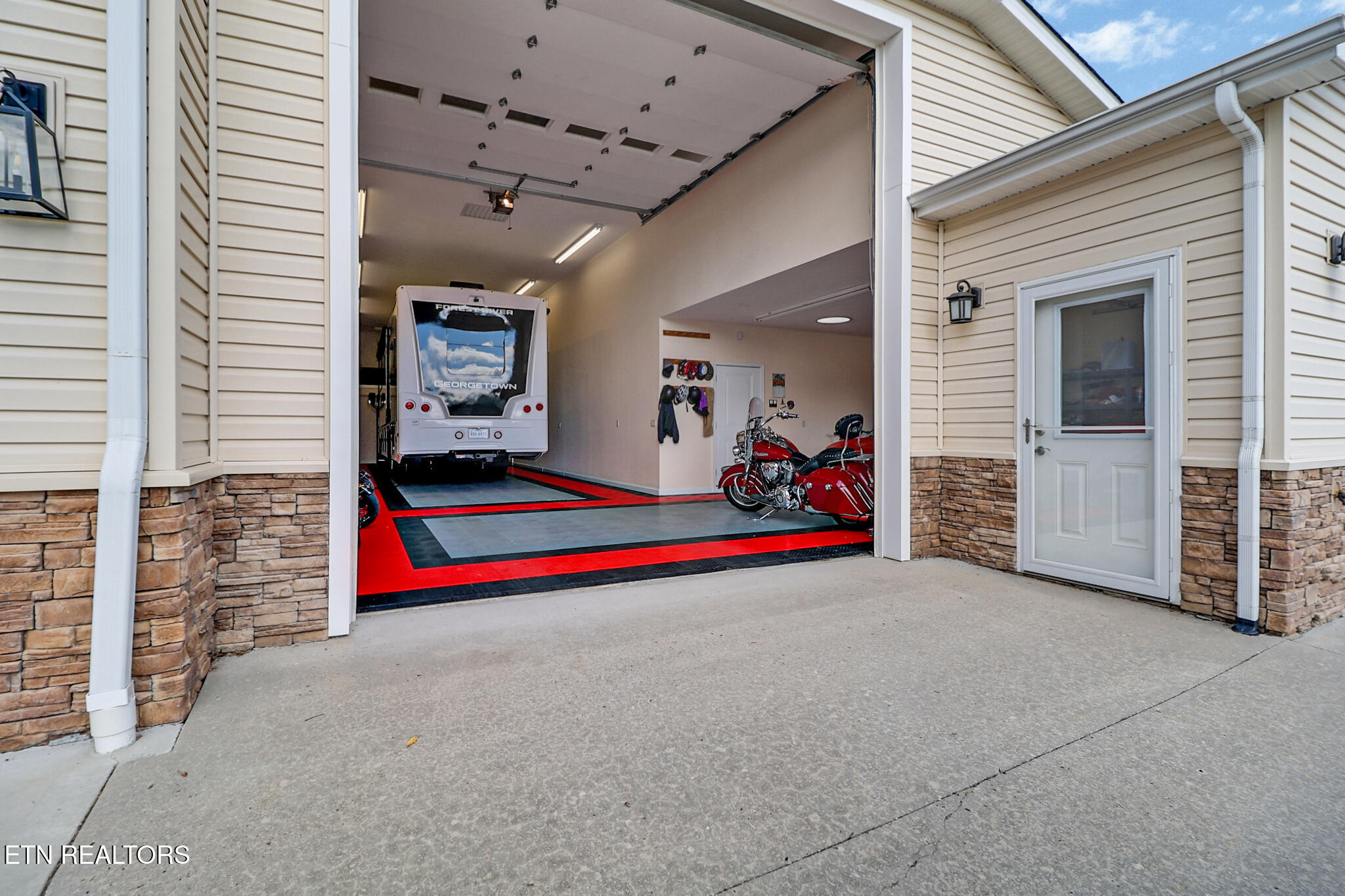 63 Gardens View Drive Crossville TN 38555
