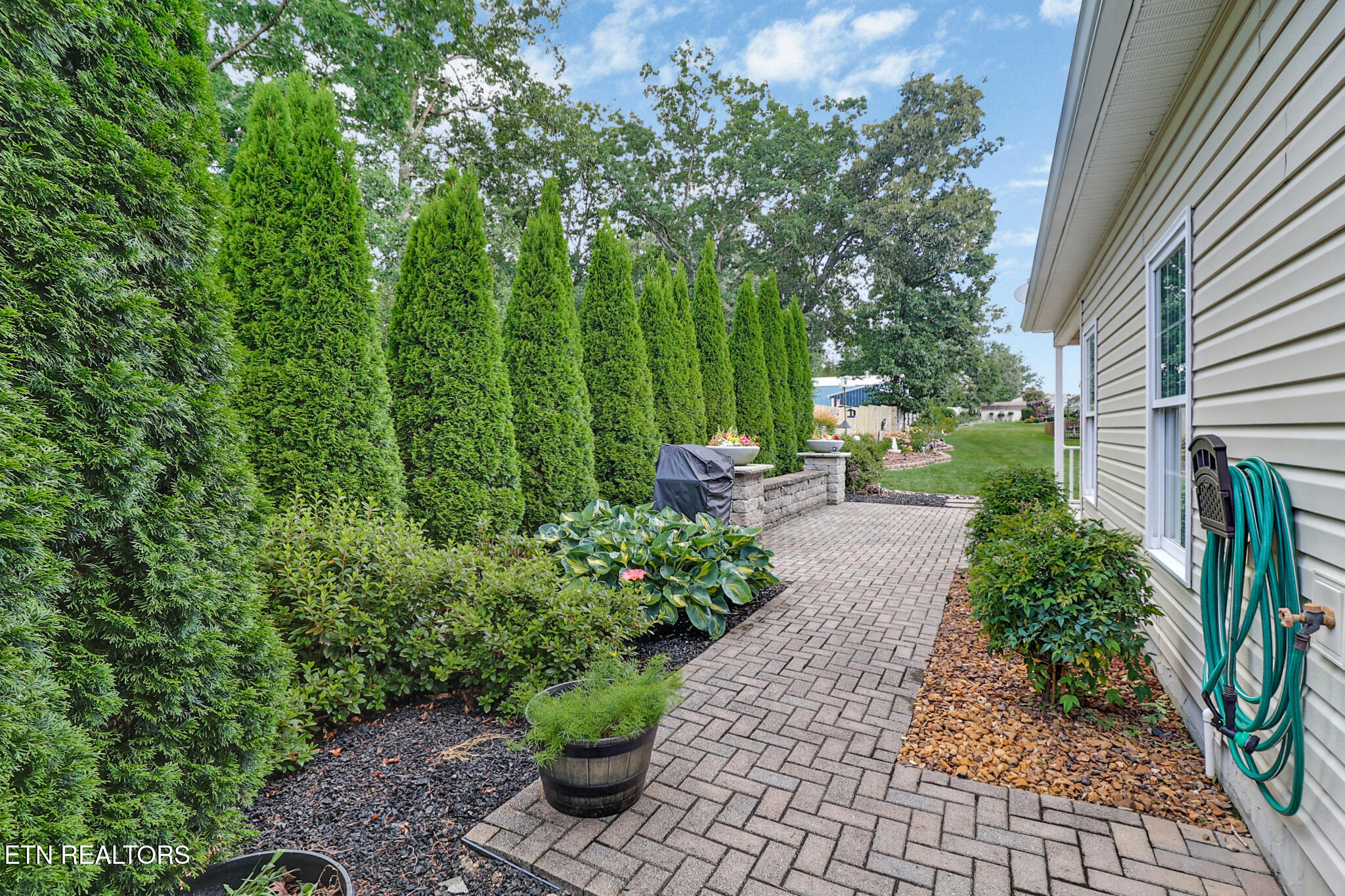 63 Gardens View Drive Crossville TN 38555