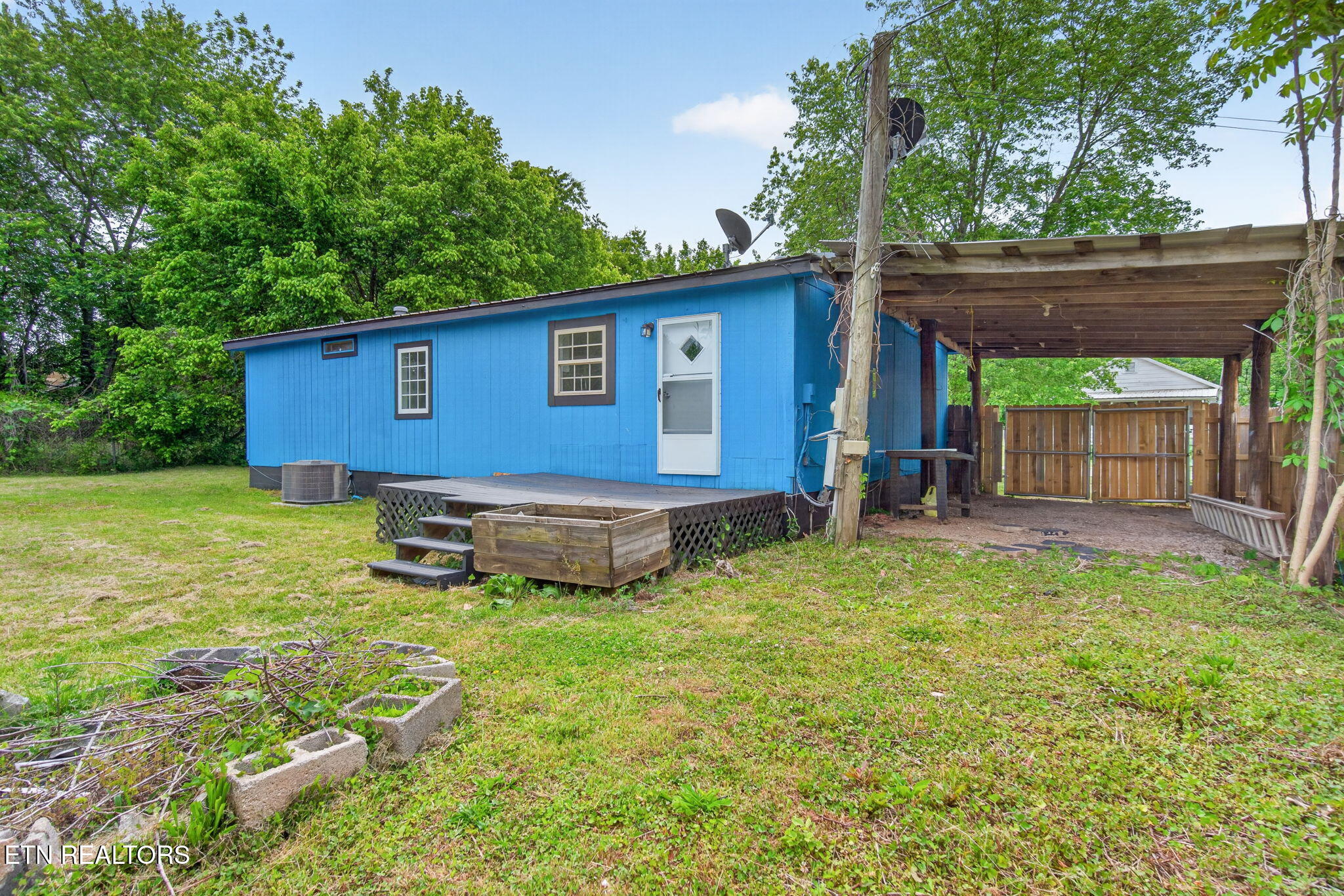 111 Little Lane Harriman TN 37748
