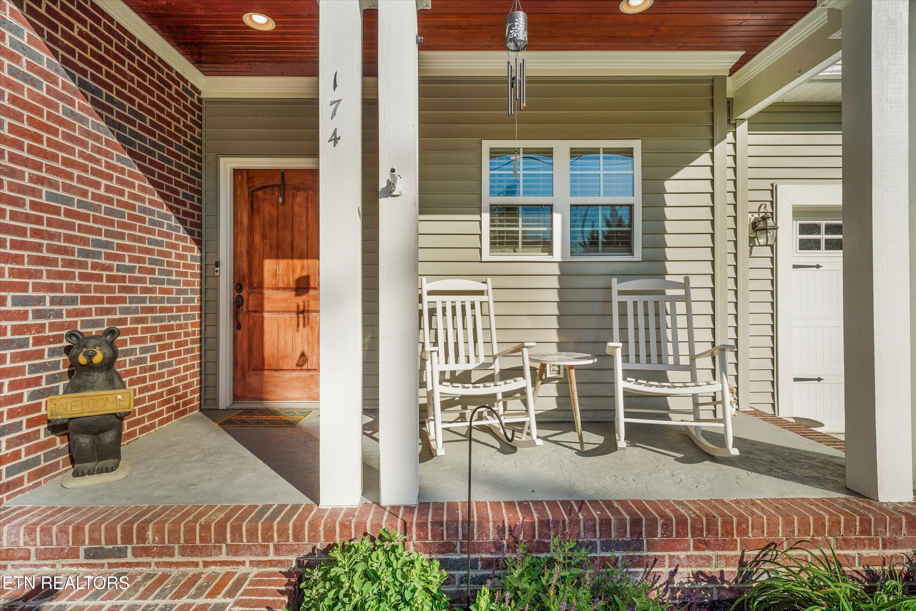 174 Zoe Circle Jacksboro TN 37757