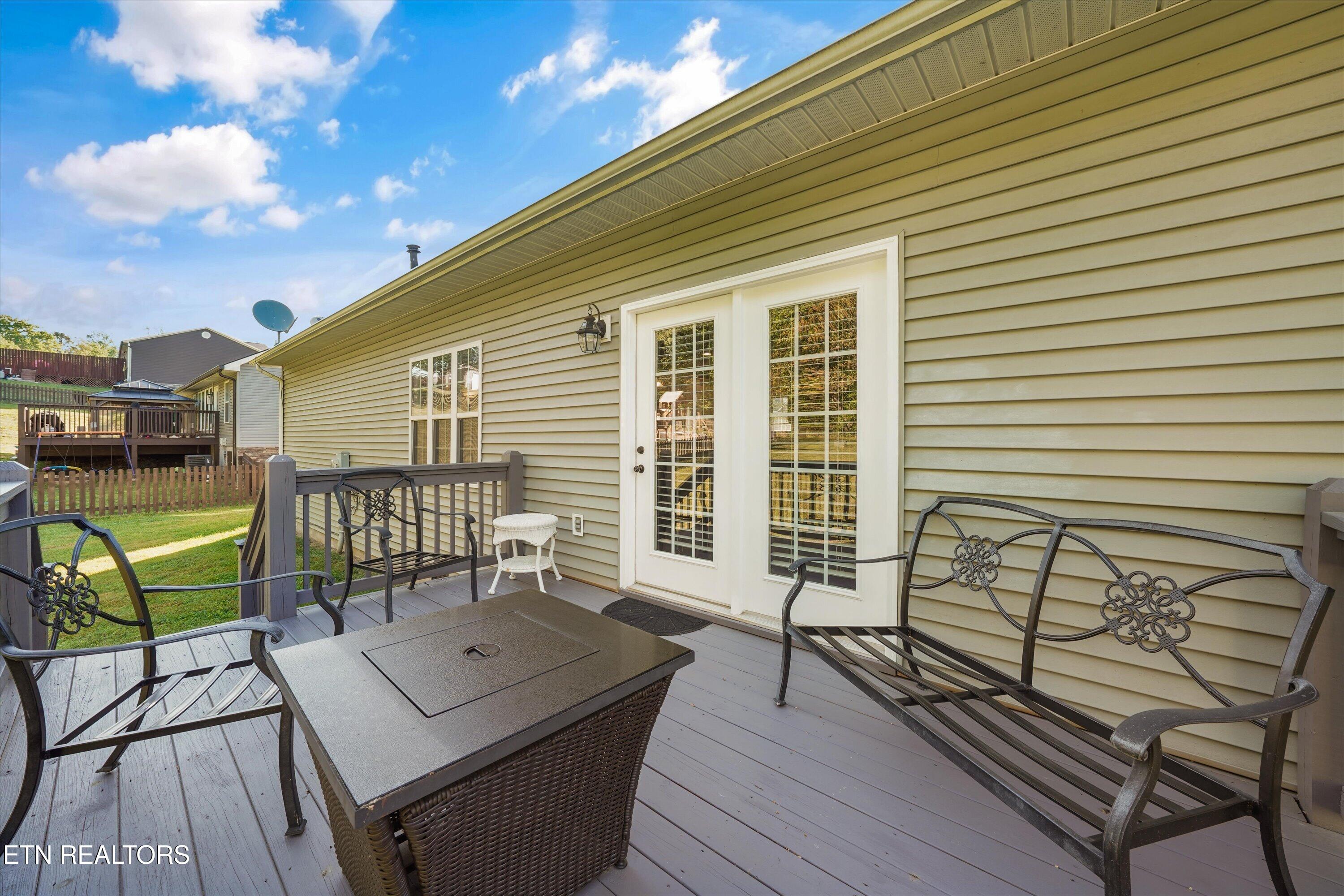 174 Zoe Circle Jacksboro TN 37757