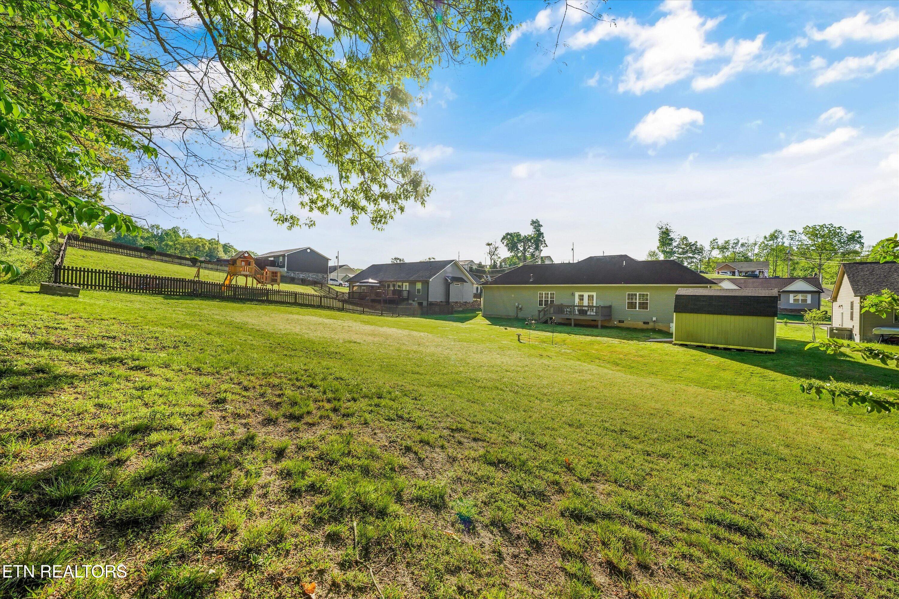 174 Zoe Circle Jacksboro TN 37757