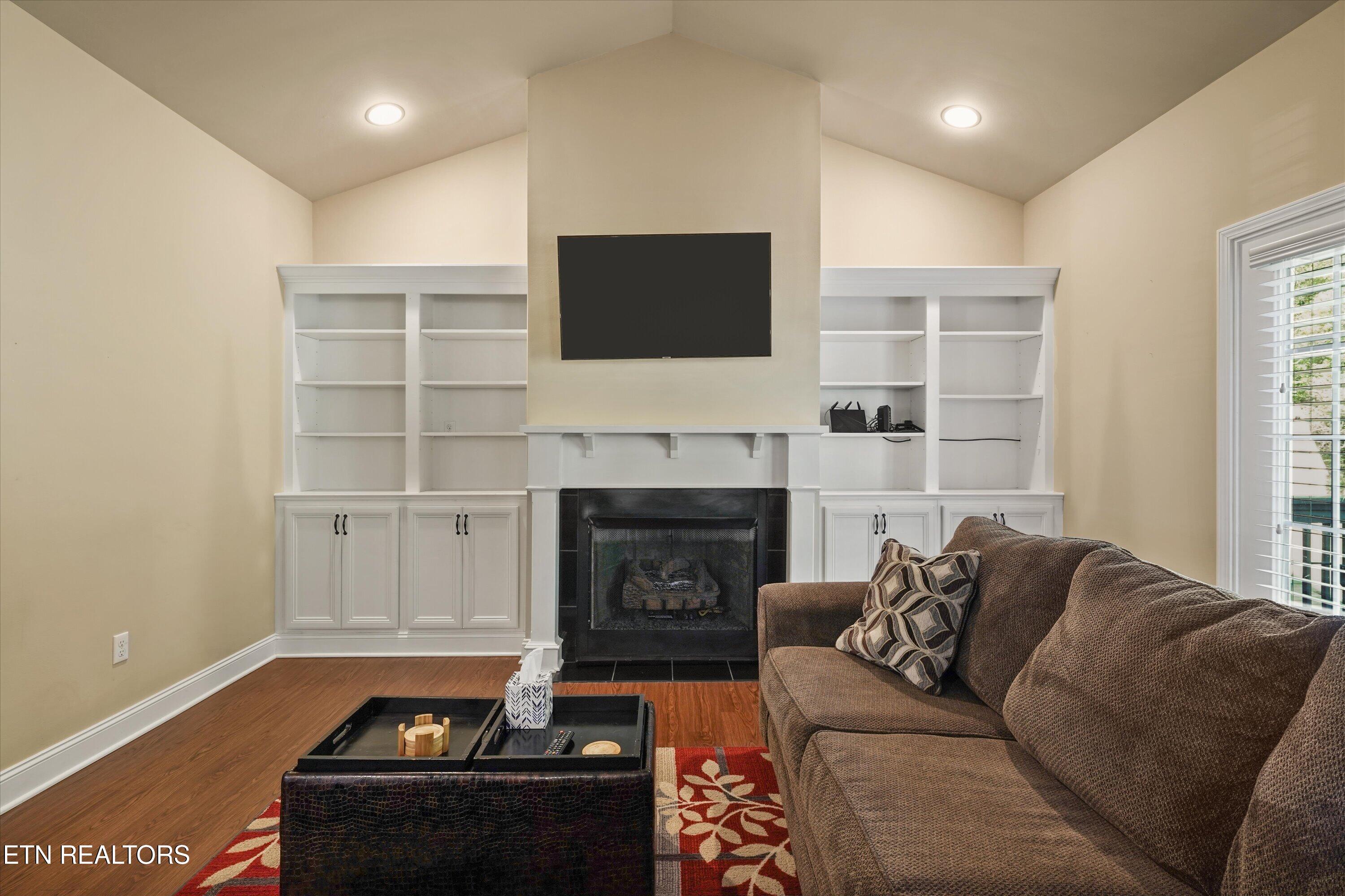 174 Zoe Circle Jacksboro TN 37757