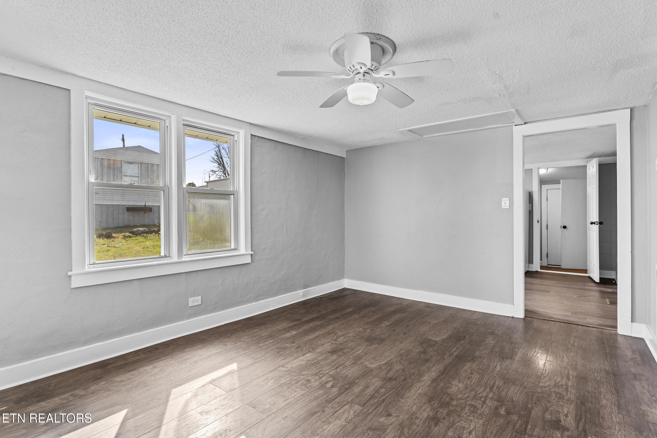822 Vale Street Loudon TN 37774