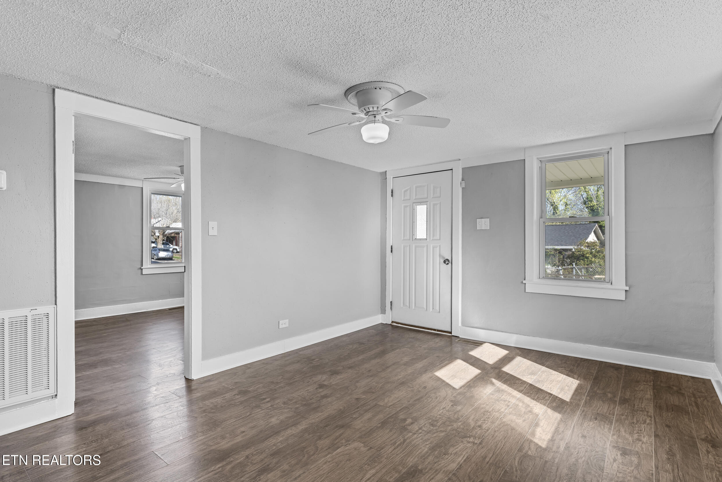 822 Vale Street Loudon TN 37774