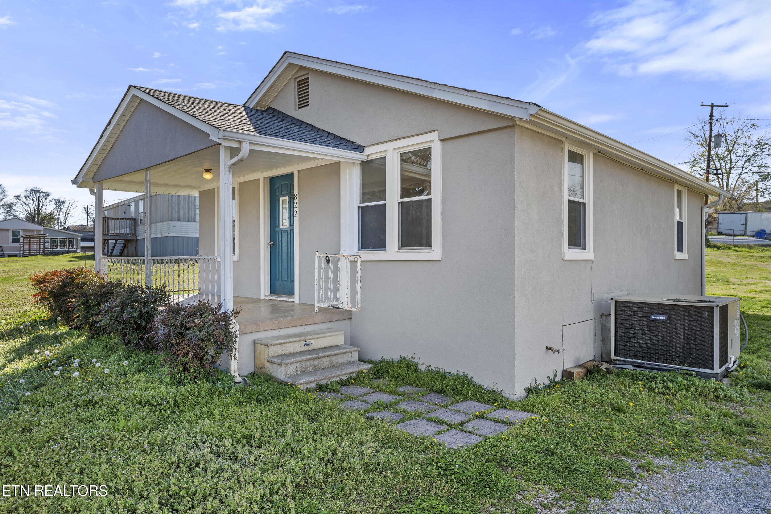 822 Vale Street Loudon TN 37774