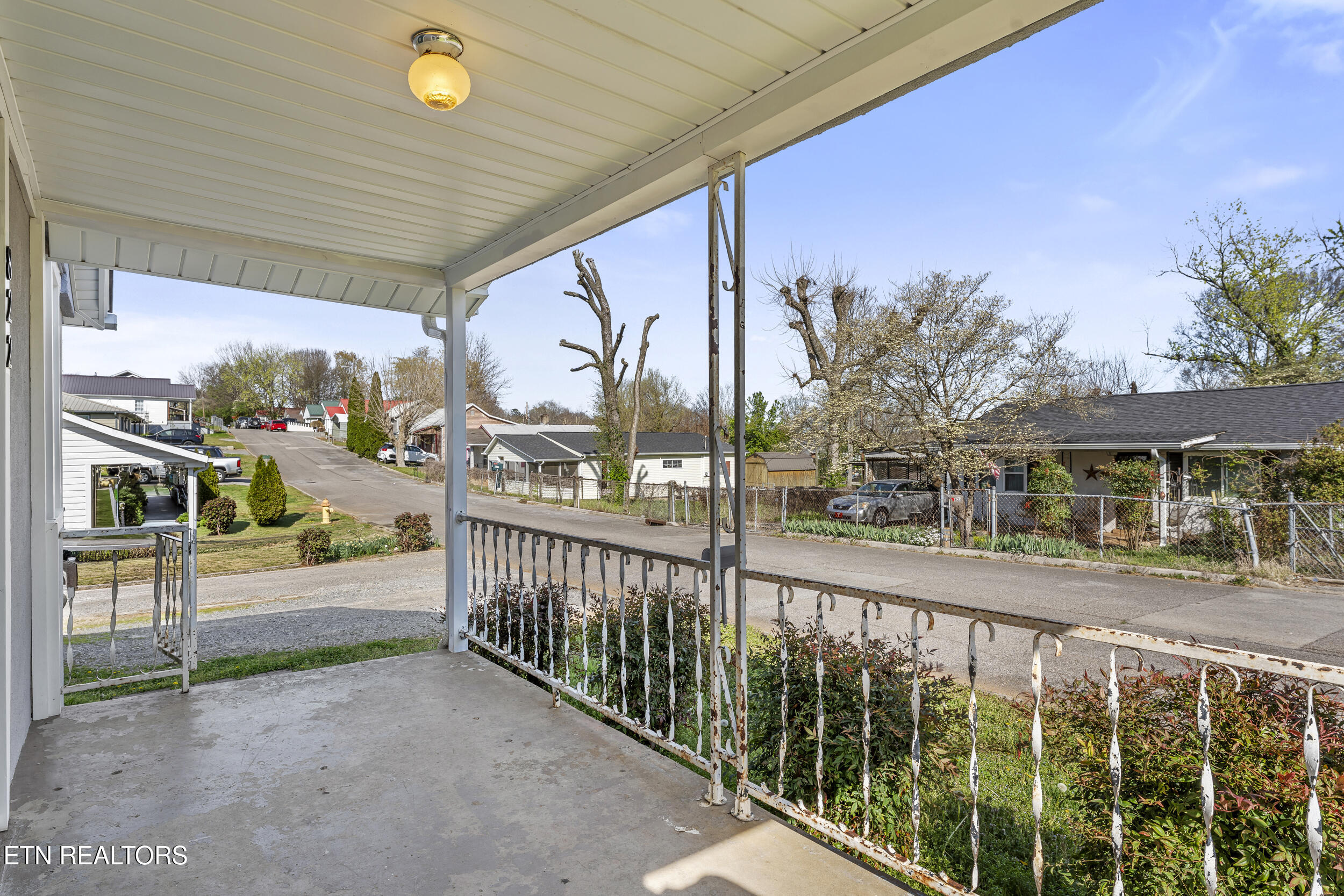 822 Vale Street Loudon TN 37774