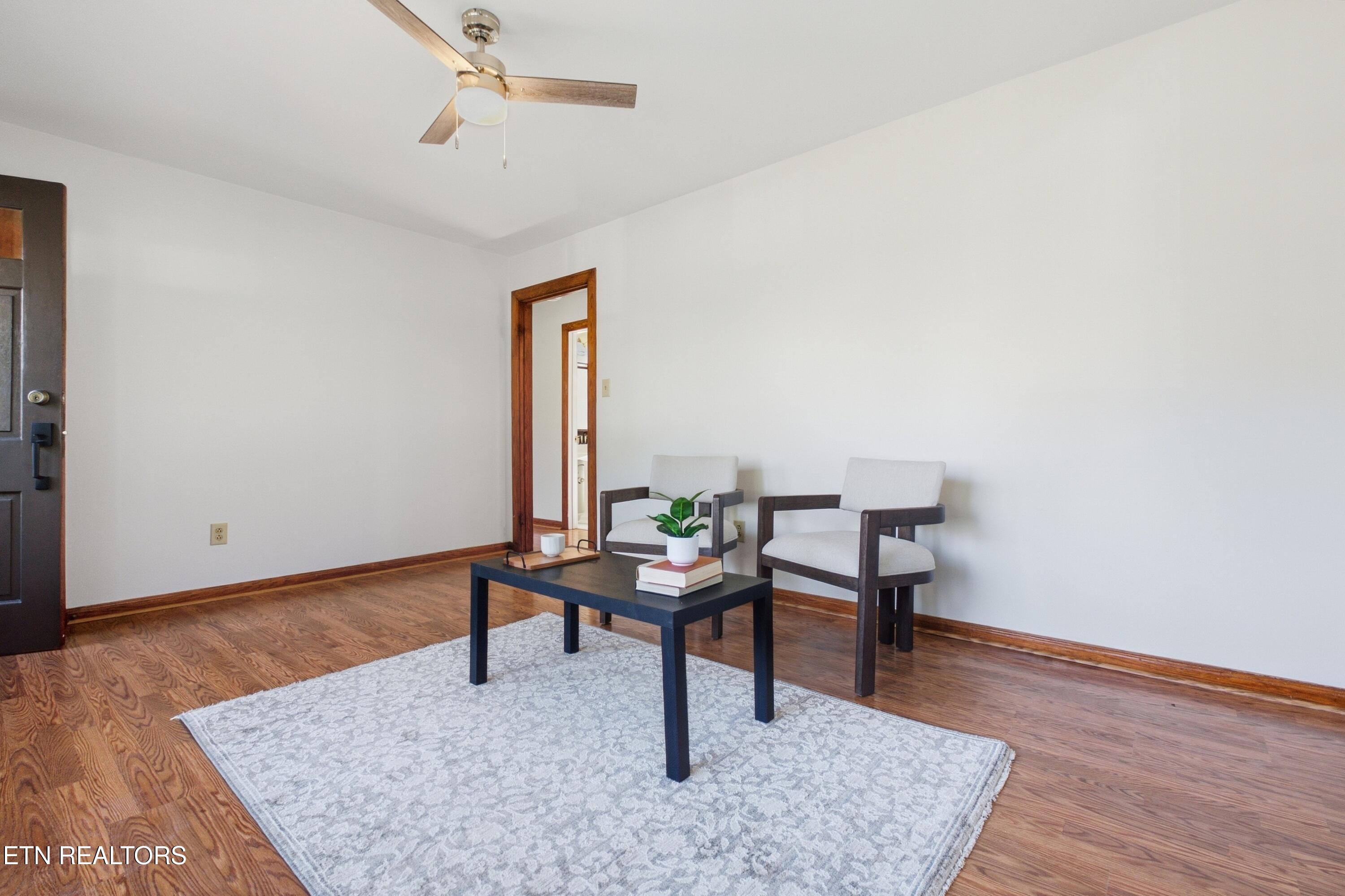 2728 Forestdale Avenue Knoxville TN 37917