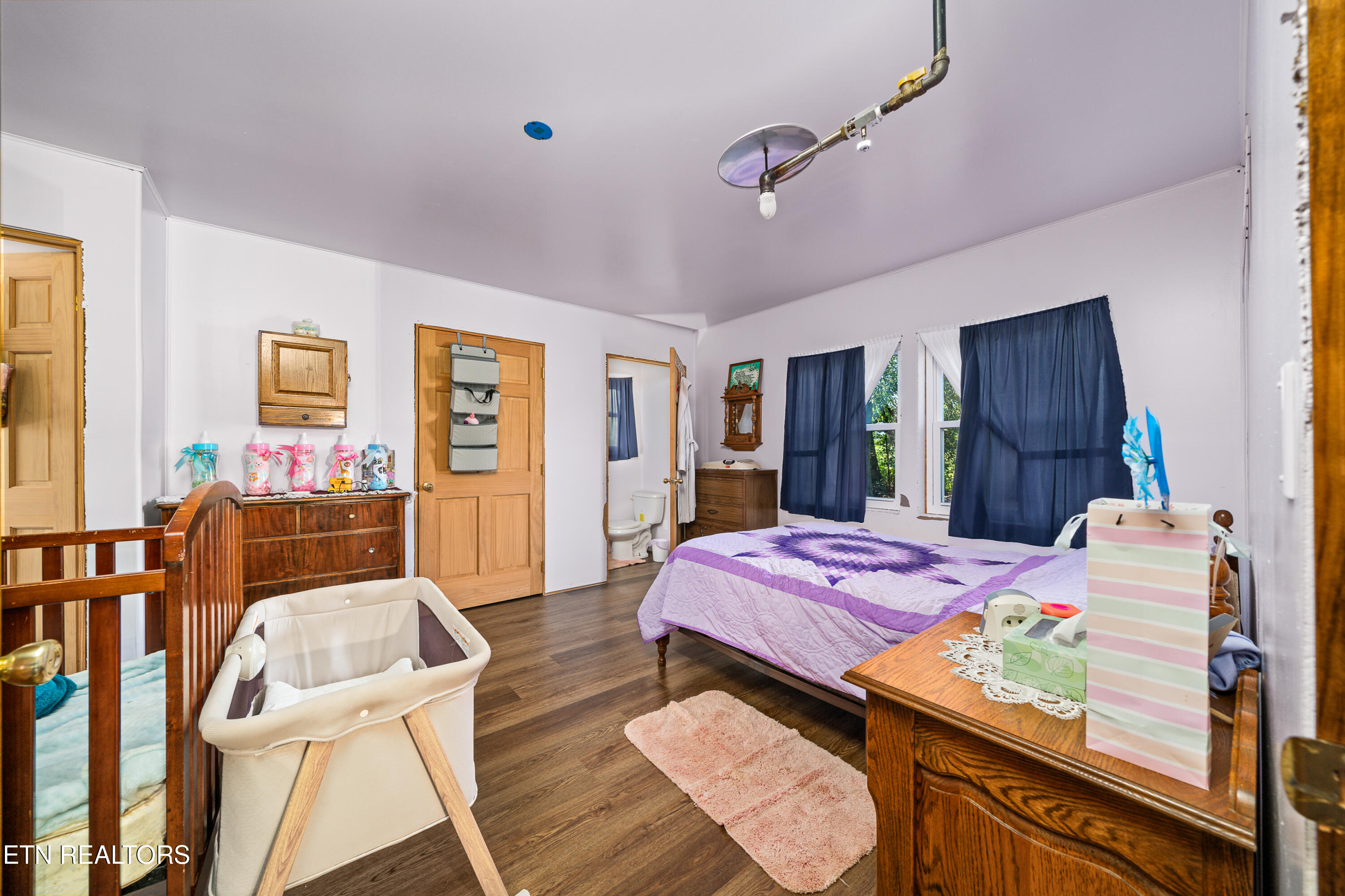 107 Cherry Street Deer Lodge TN 37726