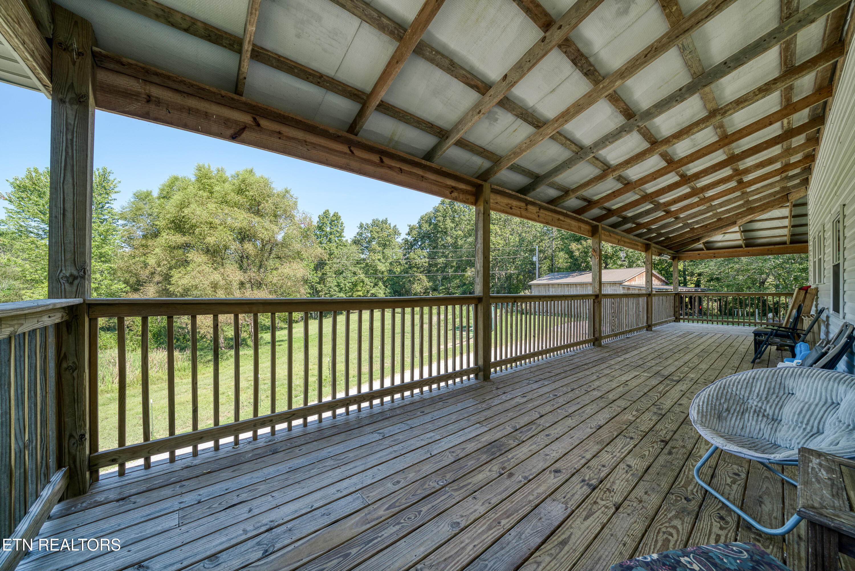 107 Cherry Street Deer Lodge TN 37726