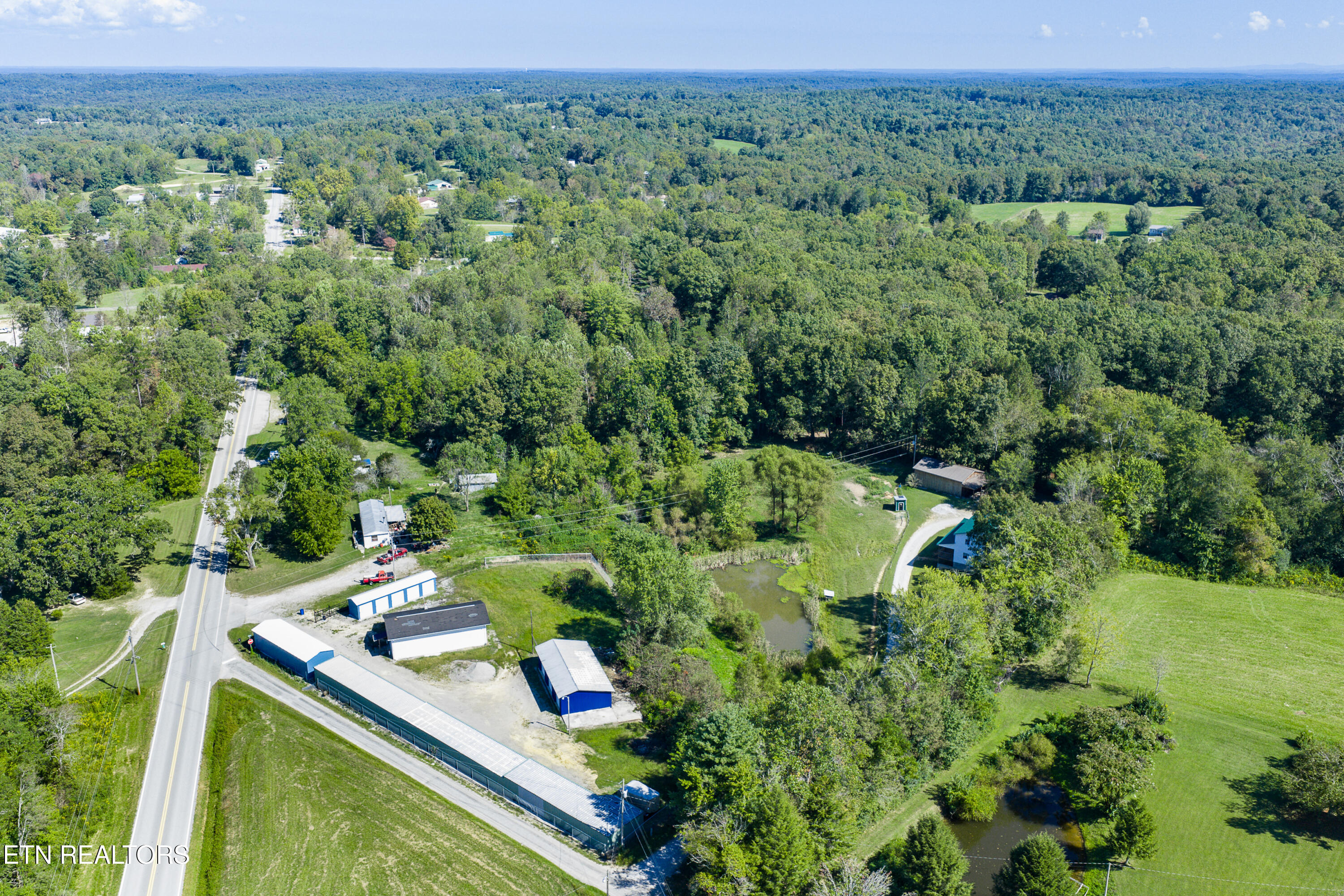 107 Cherry Street Deer Lodge TN 37726