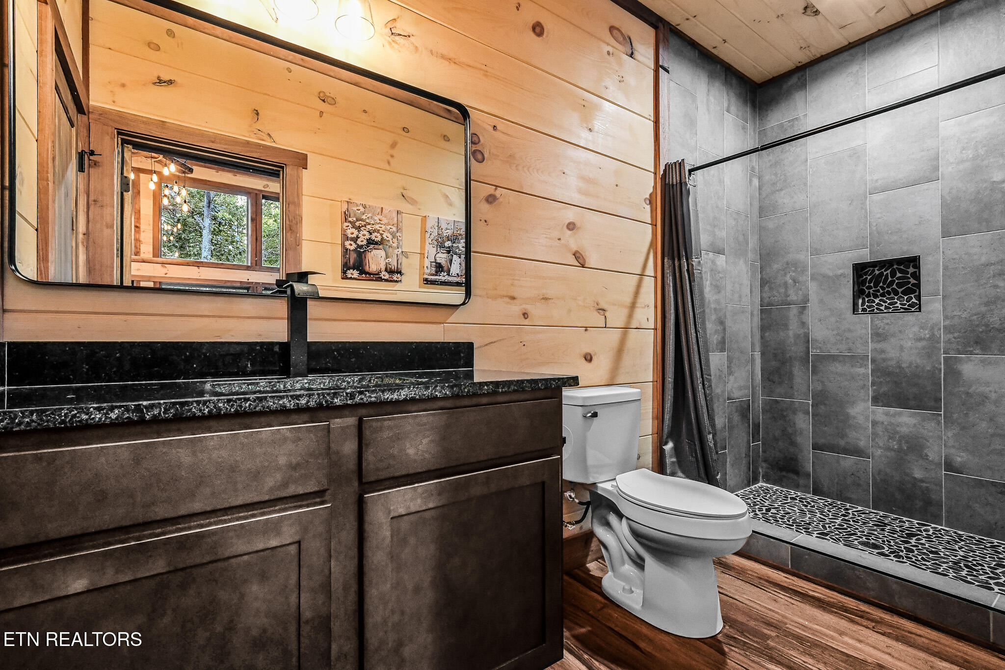 2793 Dogwood Drive Sevierville TN 37876
