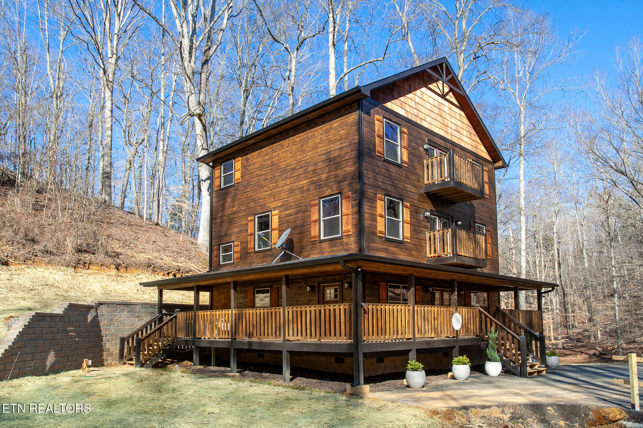 740 Bear Hollow Way Sevierville TN 37876