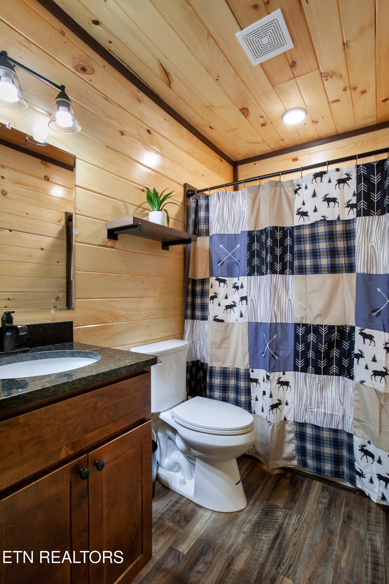 740 Bear Hollow Way Sevierville TN 37876