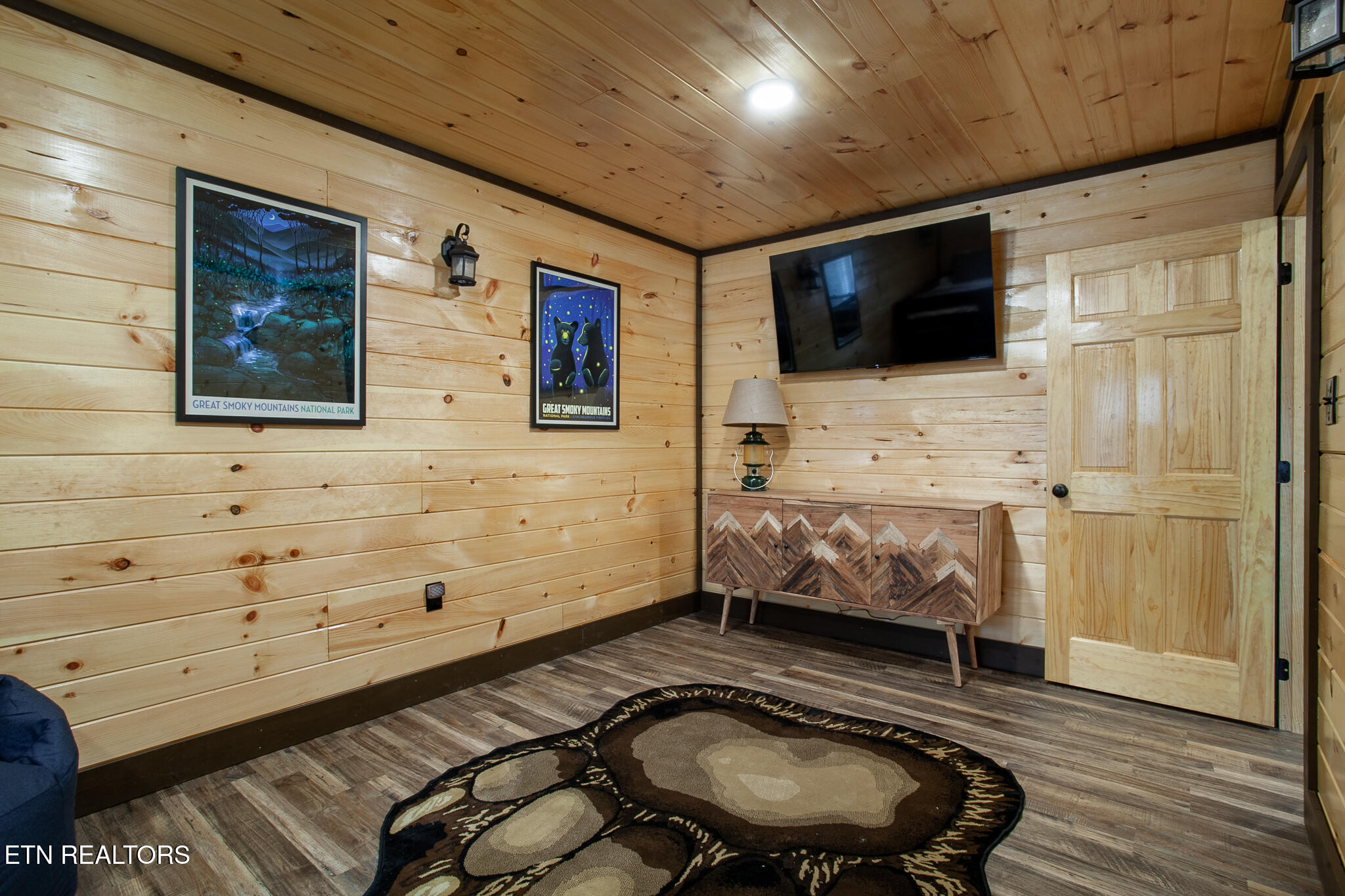 740 Bear Hollow Way Sevierville TN 37876