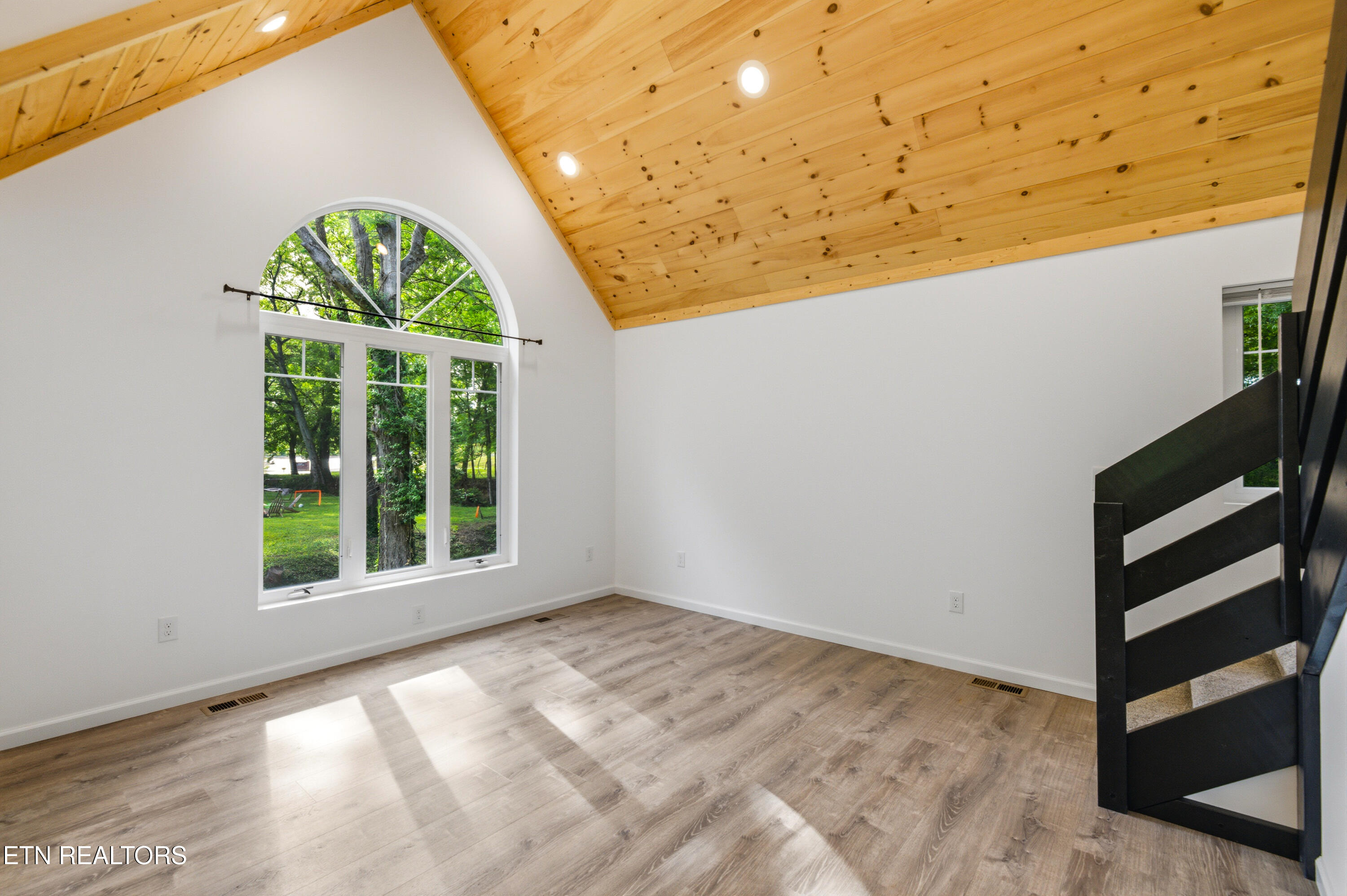 514 Church Street Vonore TN 37885