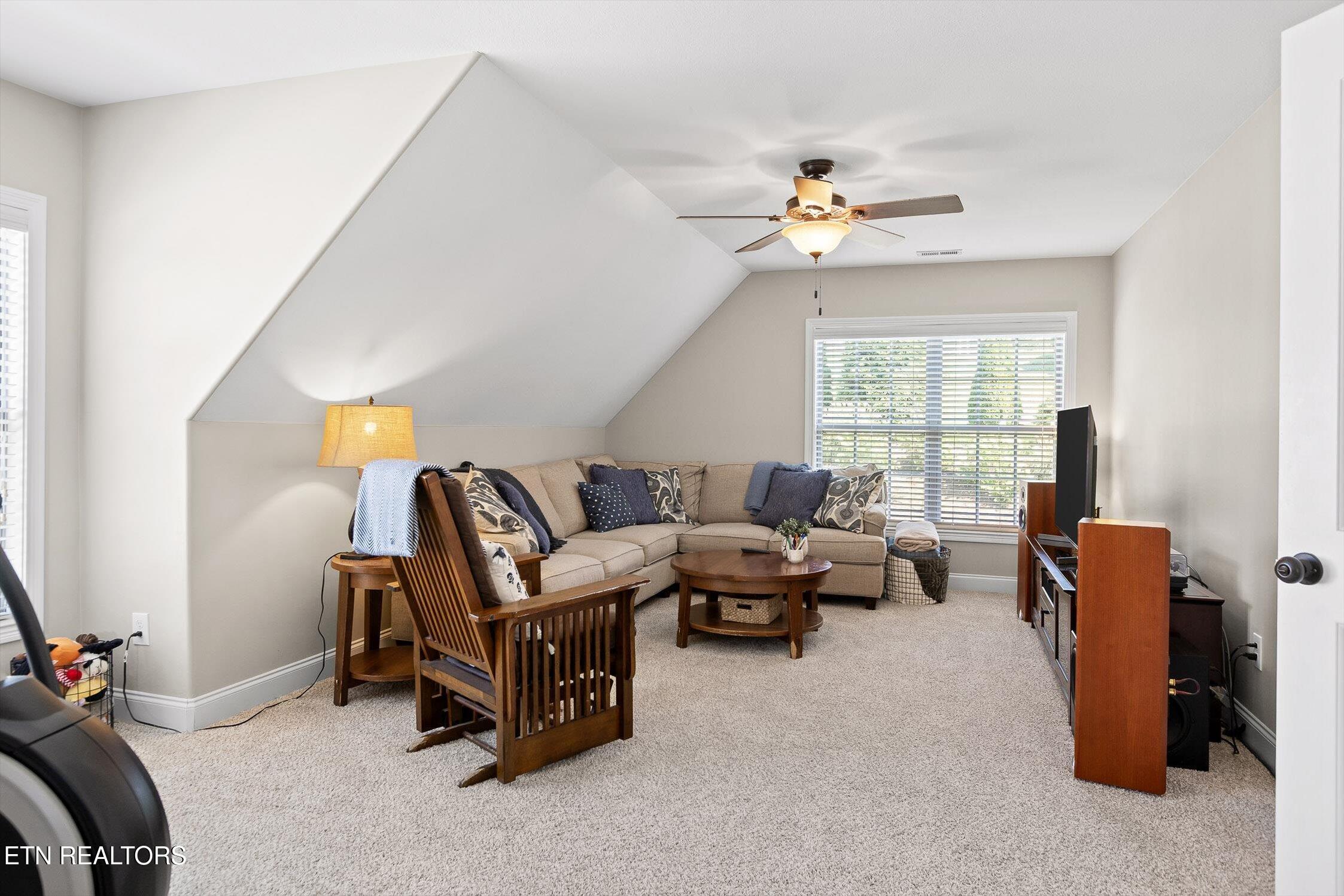 10045 Fox Cove Road Knoxville TN 37922